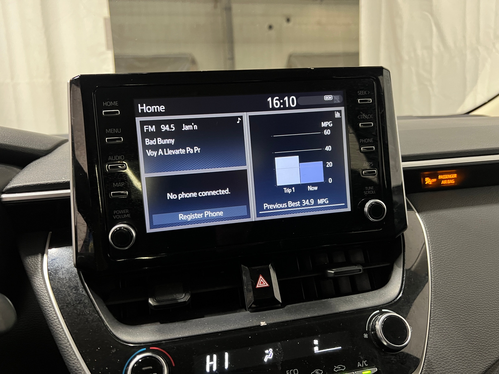 Thumbnail: 2020 Toyota Corolla - 4