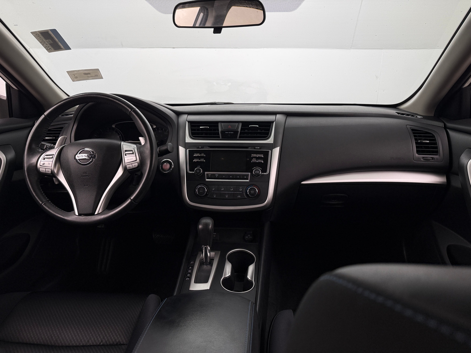 Thumbnail: 2017 Nissan Altima - 3