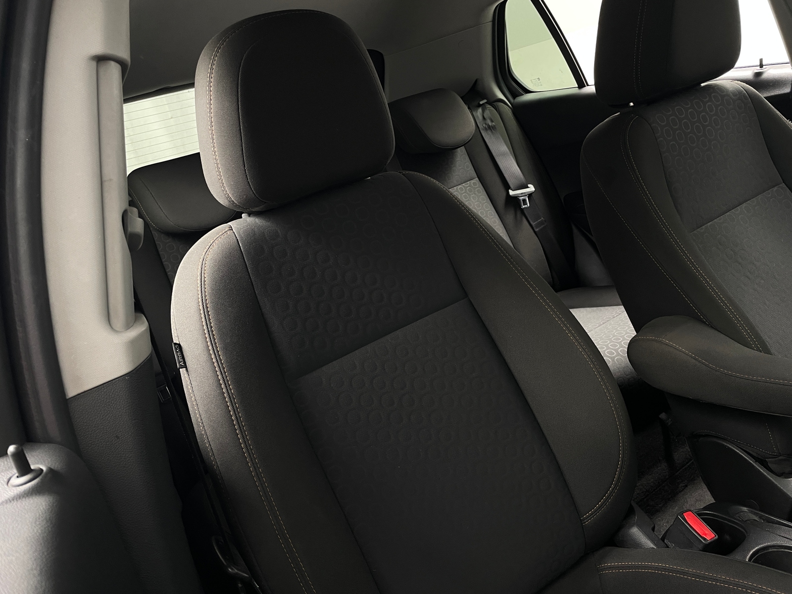 Thumbnail: 2022 Chevrolet Trax - 2