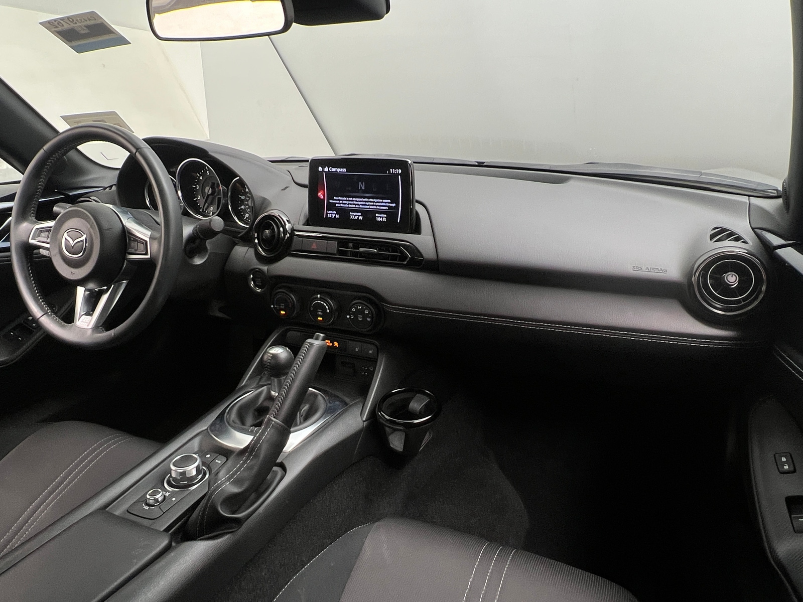 Thumbnail: 2022 Mazda MX-5 Miata - 3