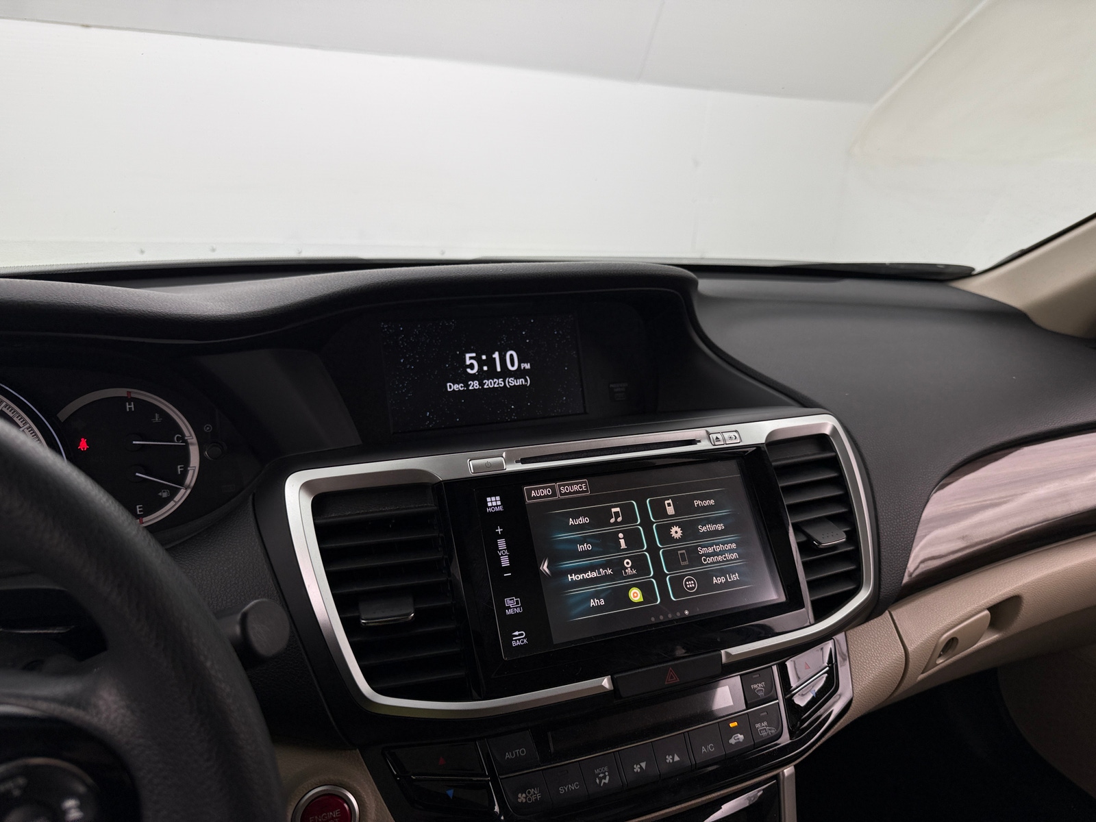 Thumbnail: 2016 Honda Accord - 4