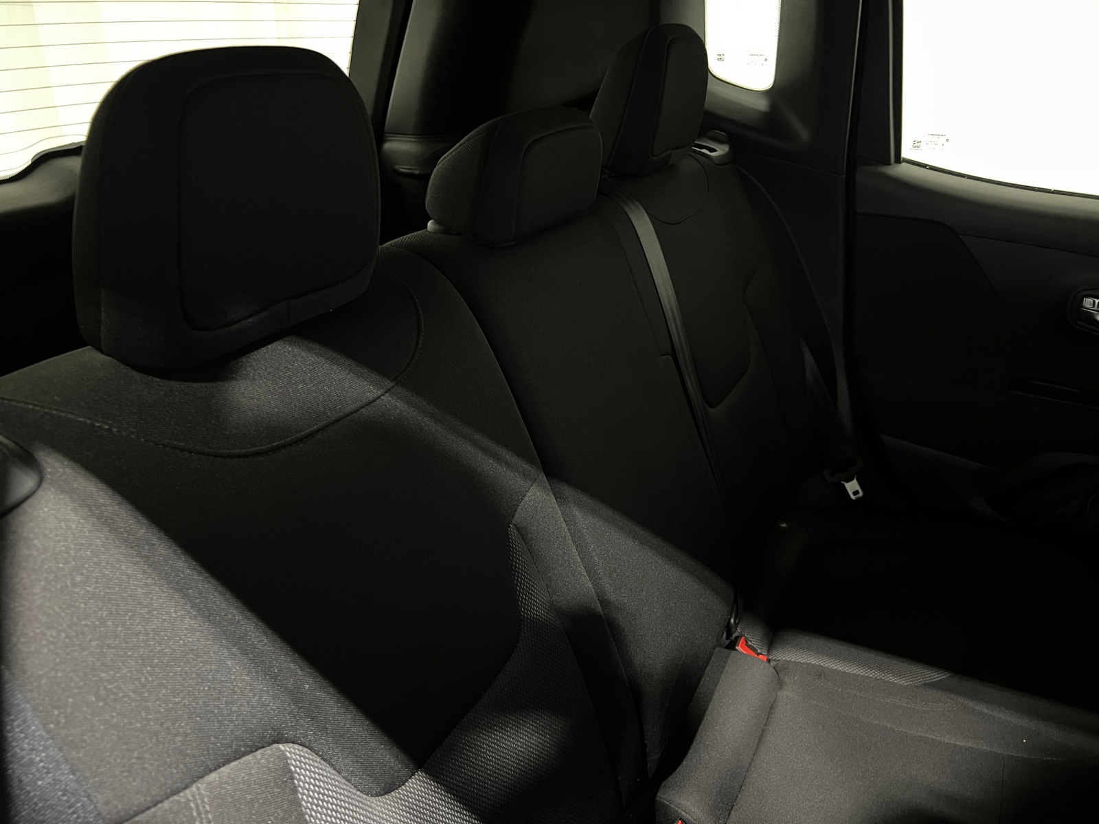 Thumbnail: 2020 Jeep Renegade - 6