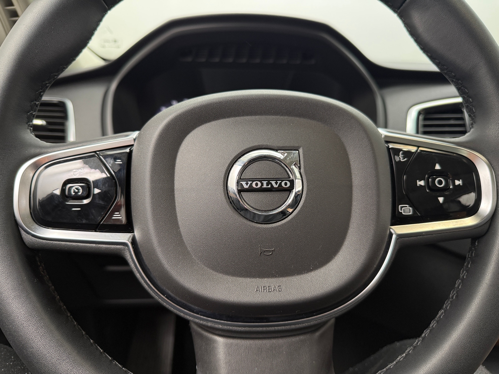 Thumbnail: 2024 Volvo XC90 - 4