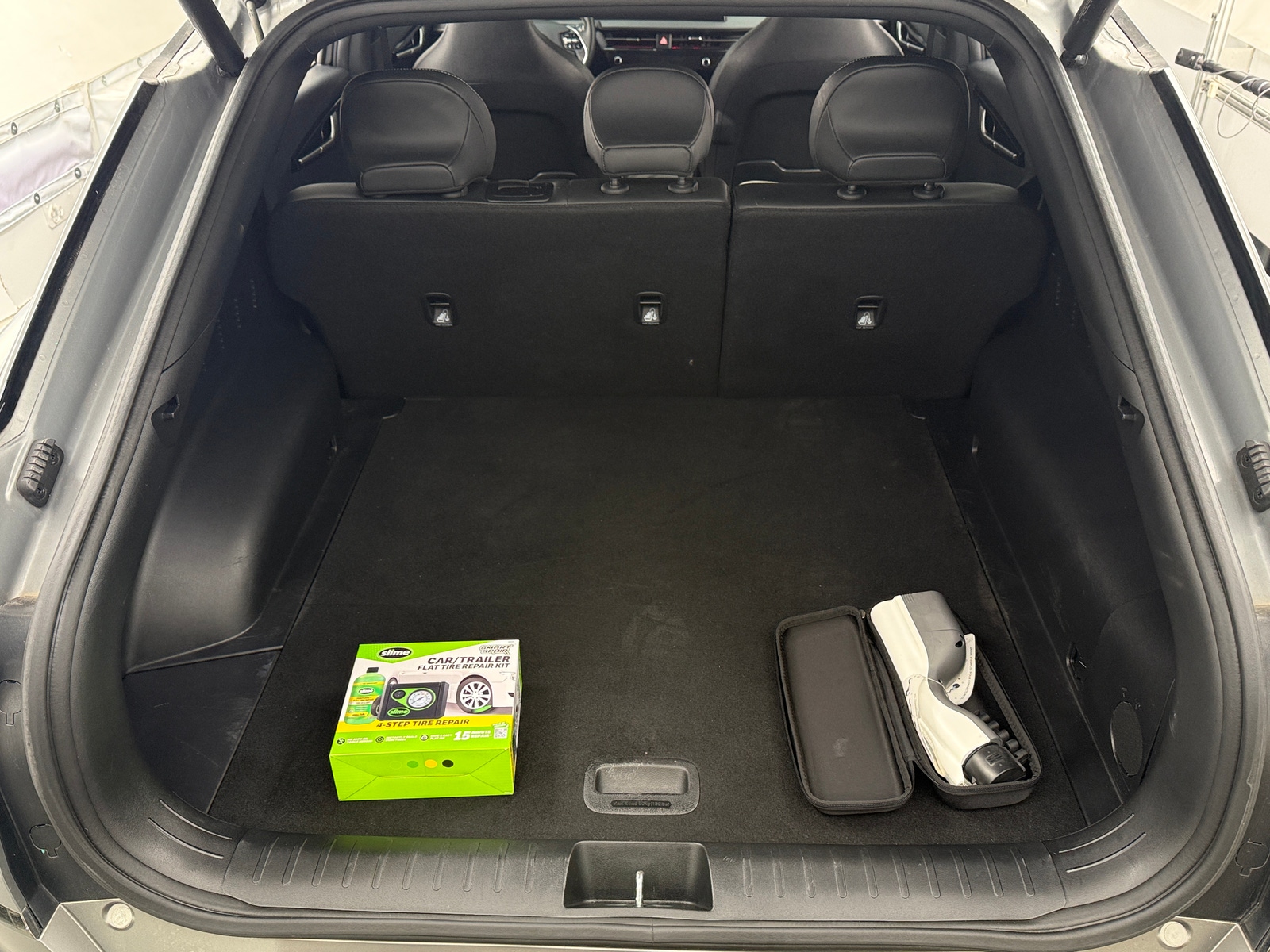 Thumbnail: 2023 Kia EV6 - 6