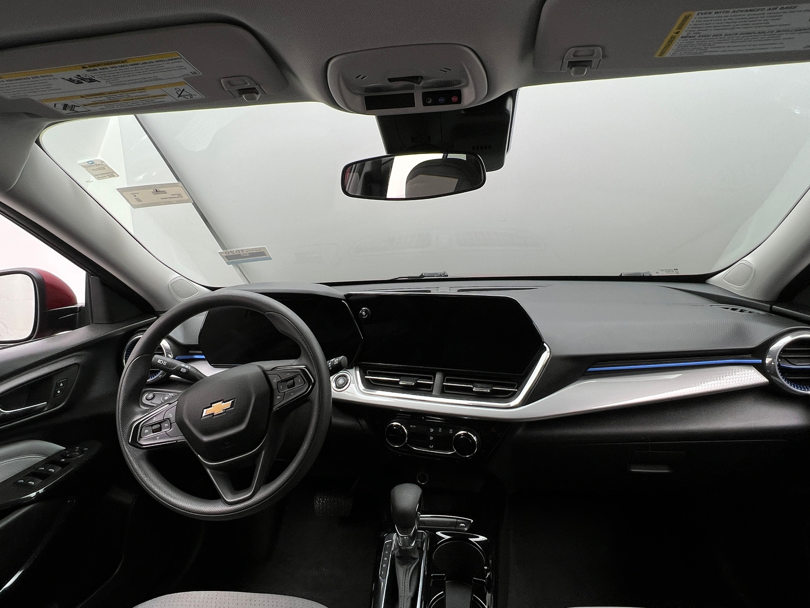 Thumbnail: 2025 Chevrolet Trax - 3