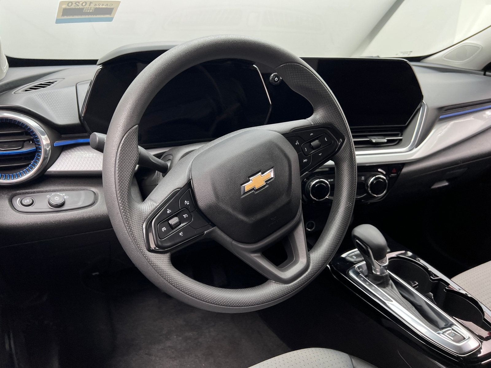 Thumbnail: 2025 Chevrolet Trax - 5