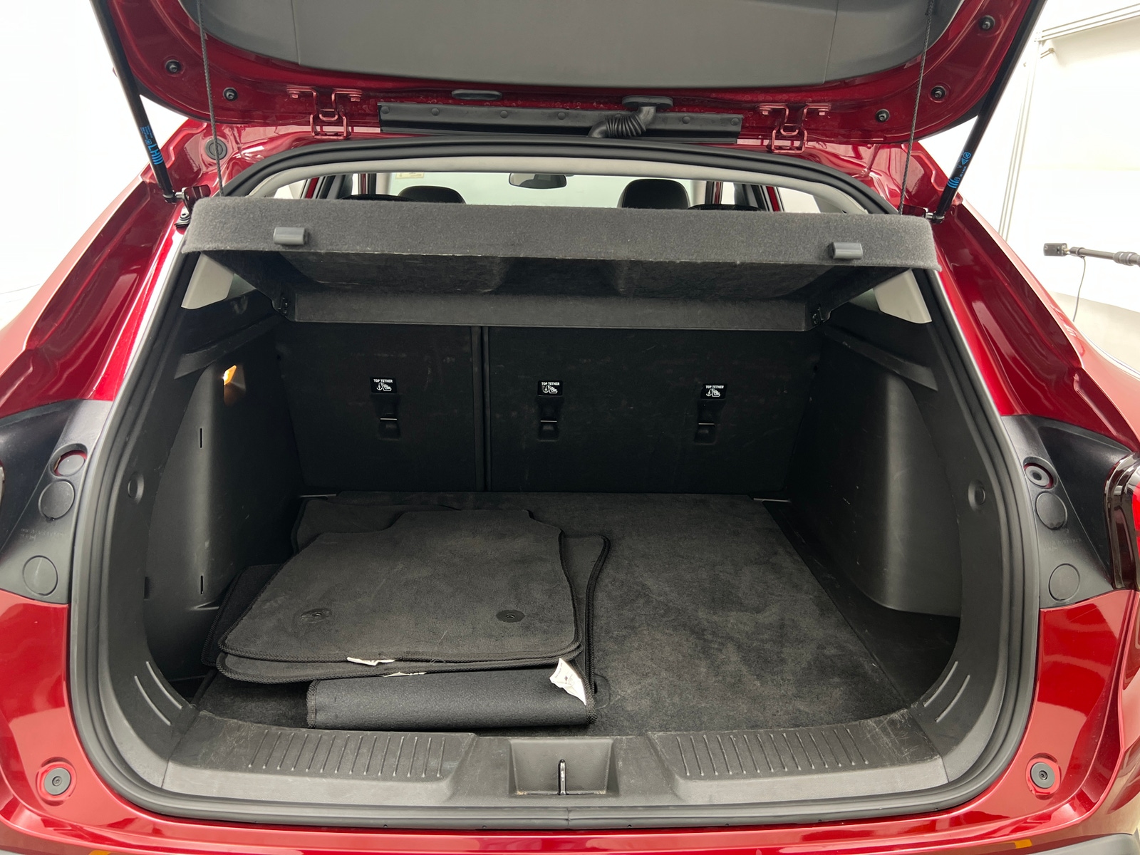 Thumbnail: 2025 Chevrolet Trax - 7