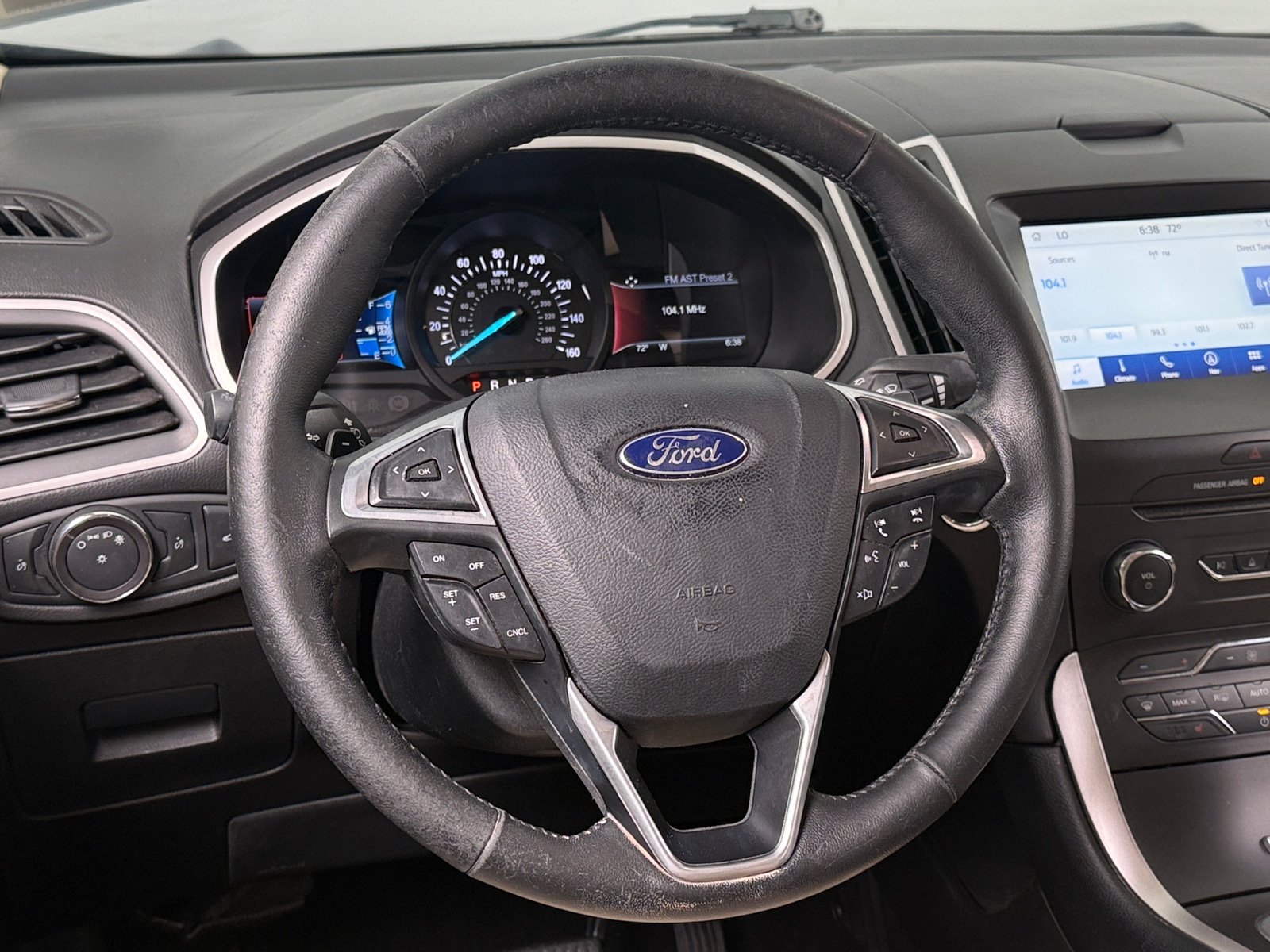 Thumbnail: 2017 Ford Edge - 4