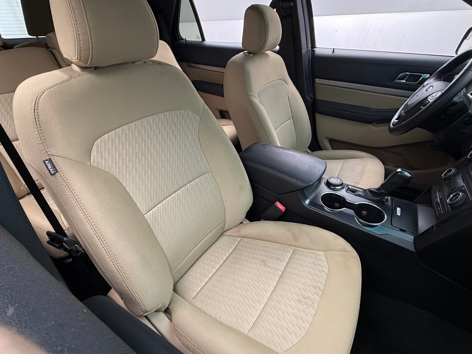 Thumbnail: 2016 Ford Explorer - 2