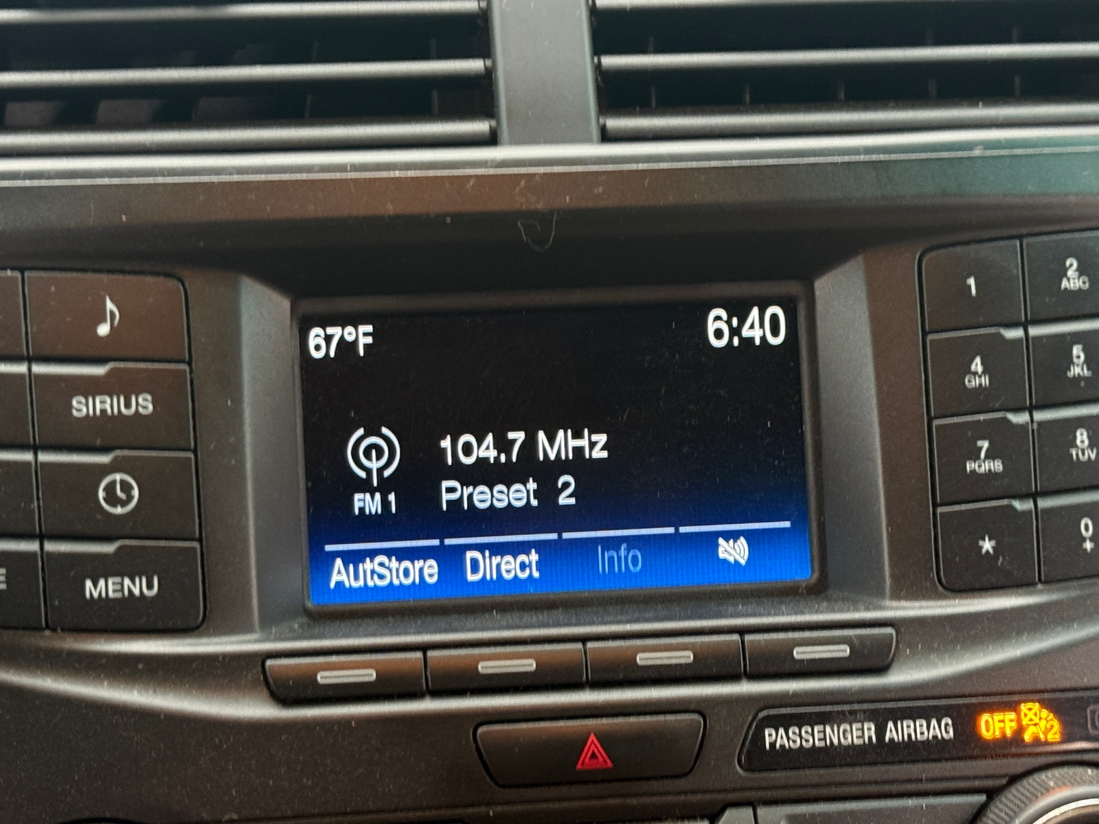 Thumbnail: 2016 Ford Explorer - 4