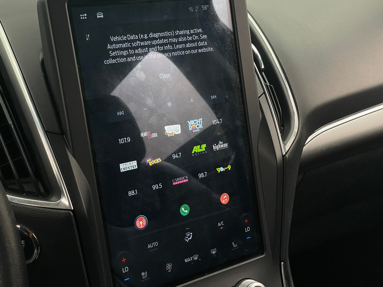 Thumbnail: 2024 Ford Edge - 3