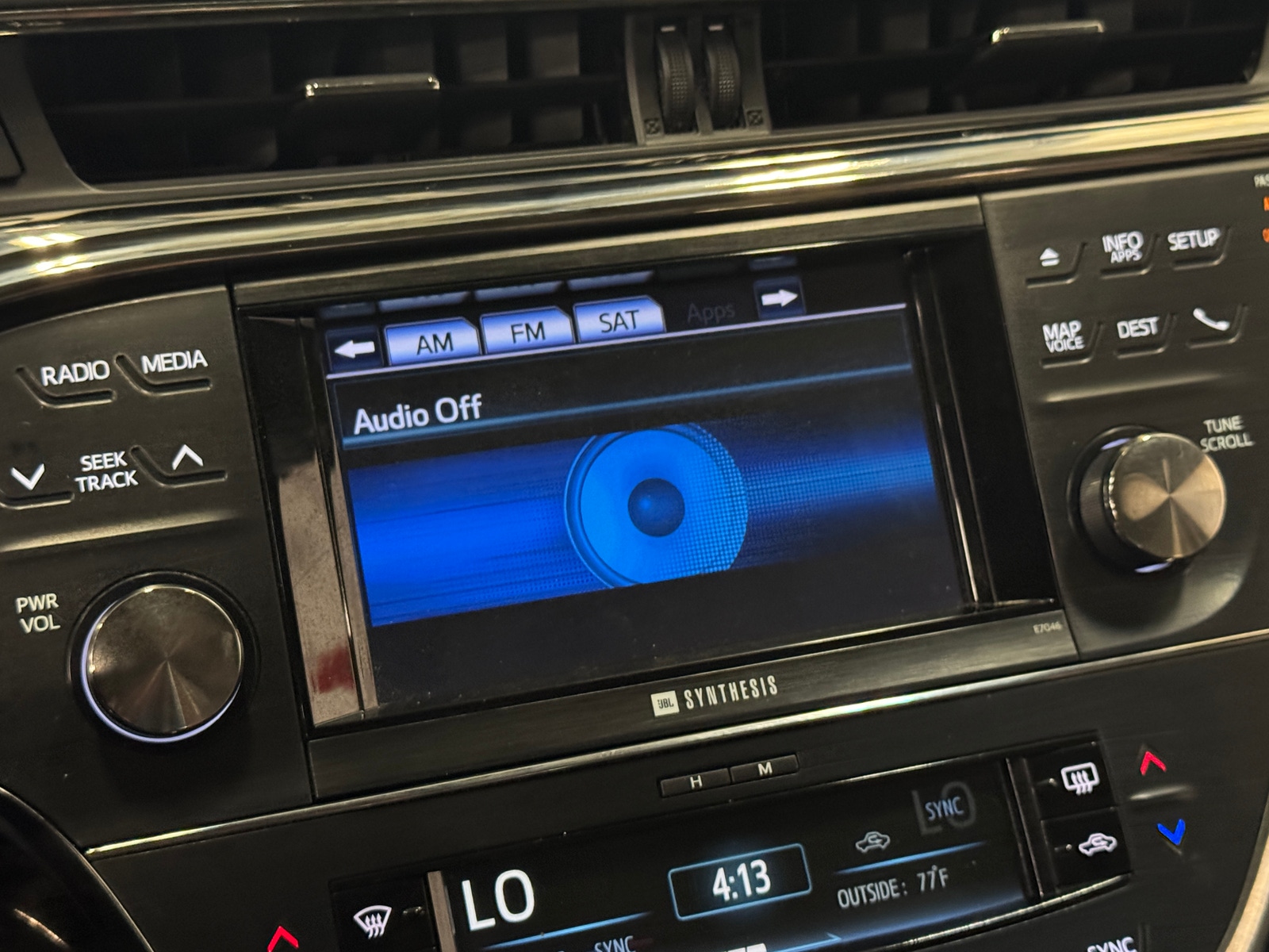 Thumbnail: 2013 Toyota Avalon - 3