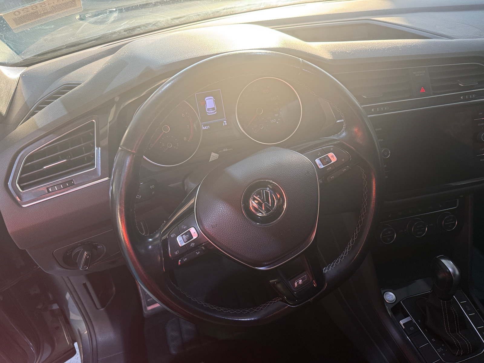 Thumbnail: 2021 Volkswagen Tiguan - 5