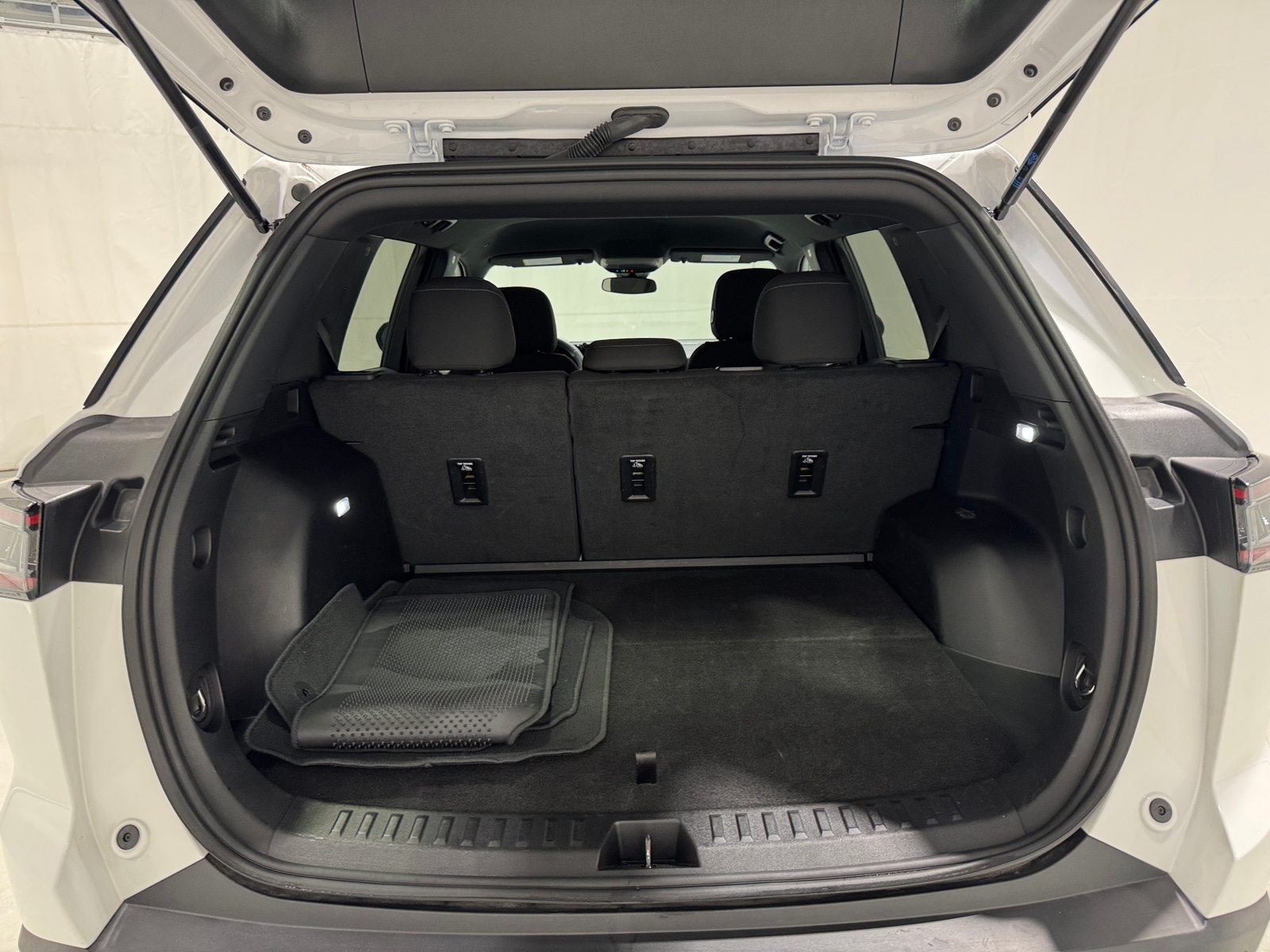 Thumbnail: 2025 Chevrolet Equinox - 7