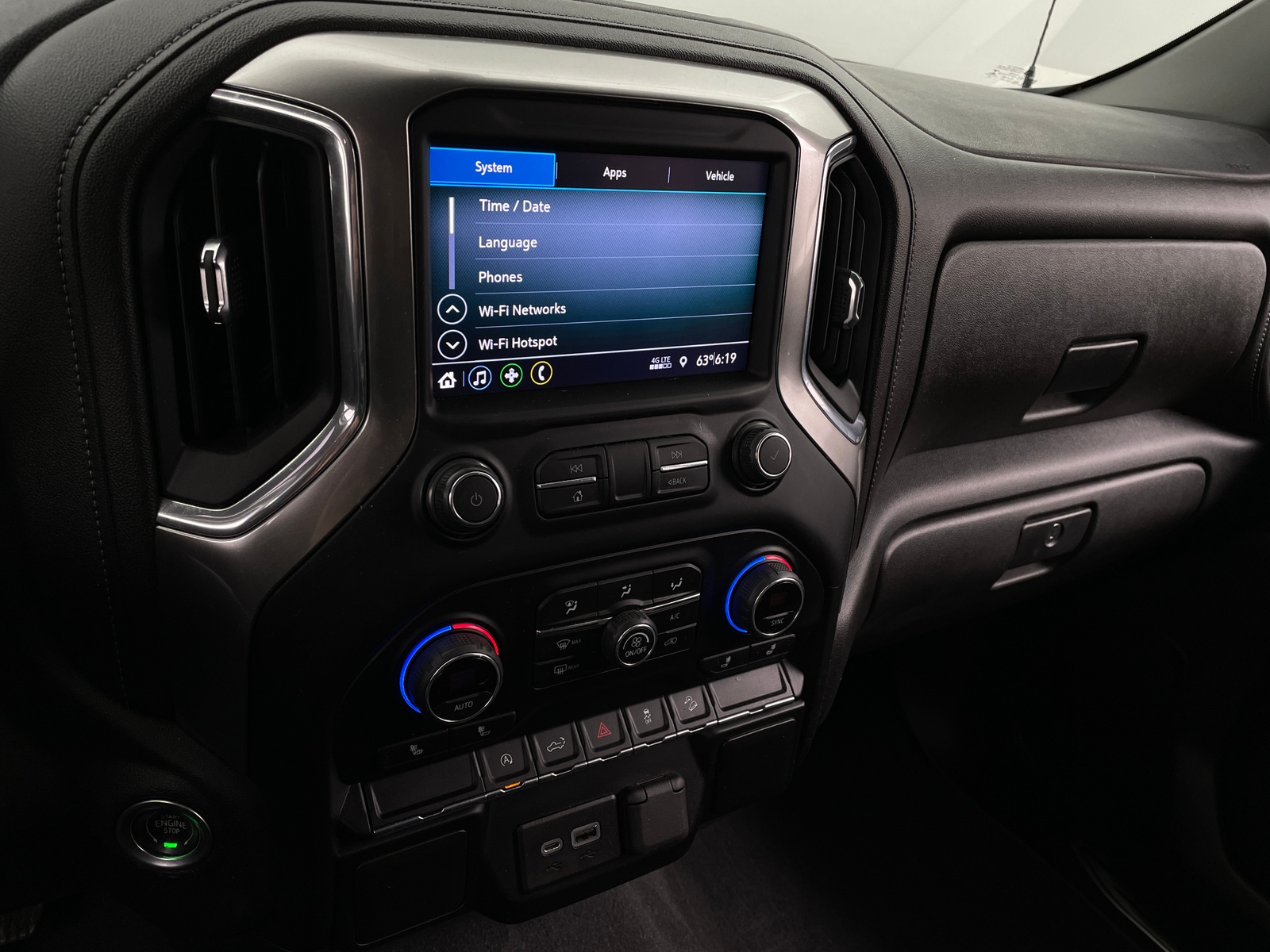 Thumbnail: 2021 Chevrolet Silverado 1500 - 4