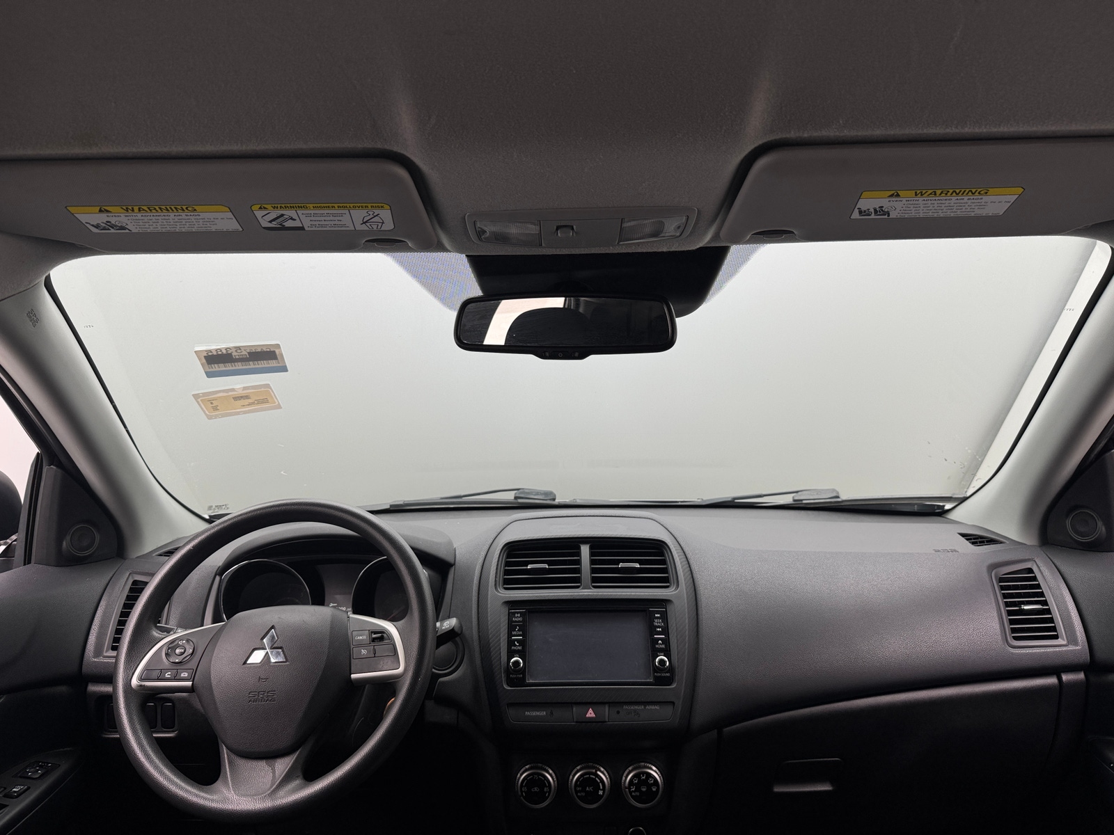 Thumbnail: 2023 Mitsubishi Outlander Sport - 3