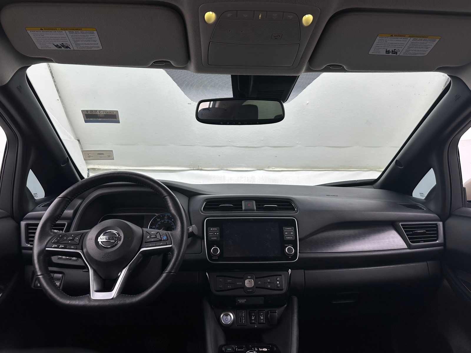 Thumbnail: 2022 Nissan Leaf - 3