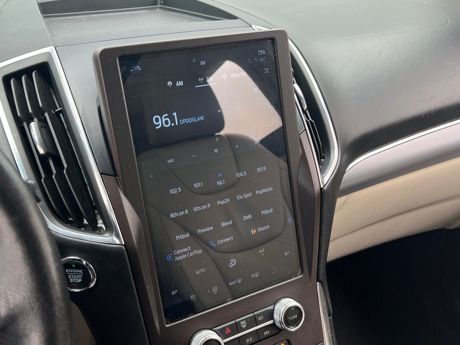 Thumbnail: 2021 Ford Edge - 3