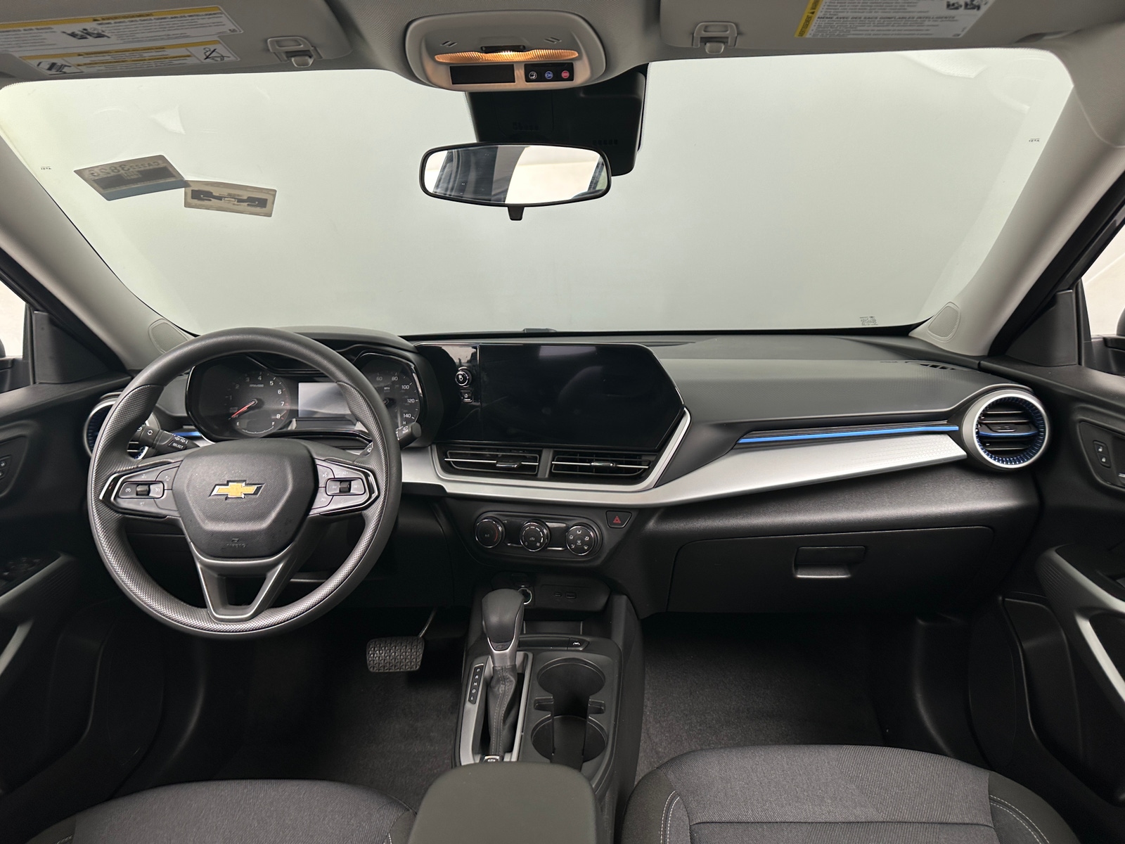 Thumbnail: 2025 Chevrolet Trax - 3