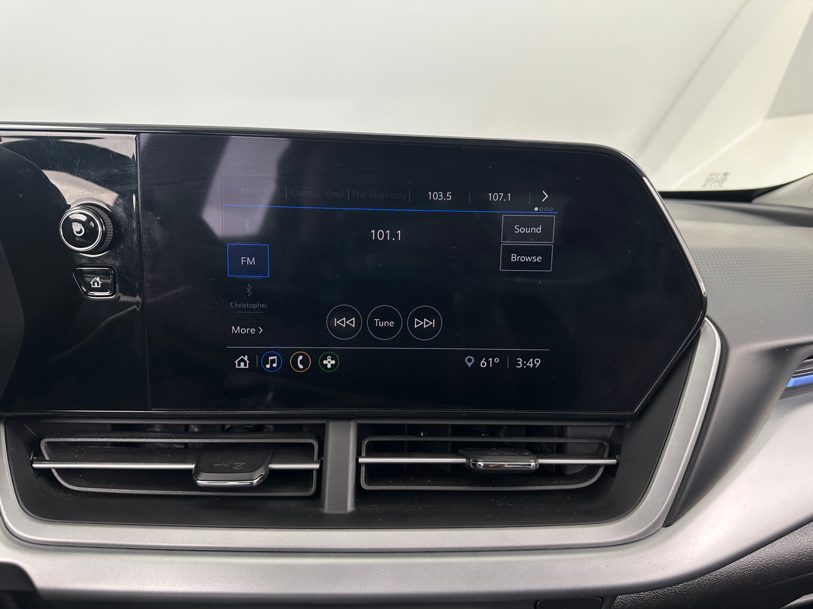 Thumbnail: 2025 Chevrolet Trax - 4