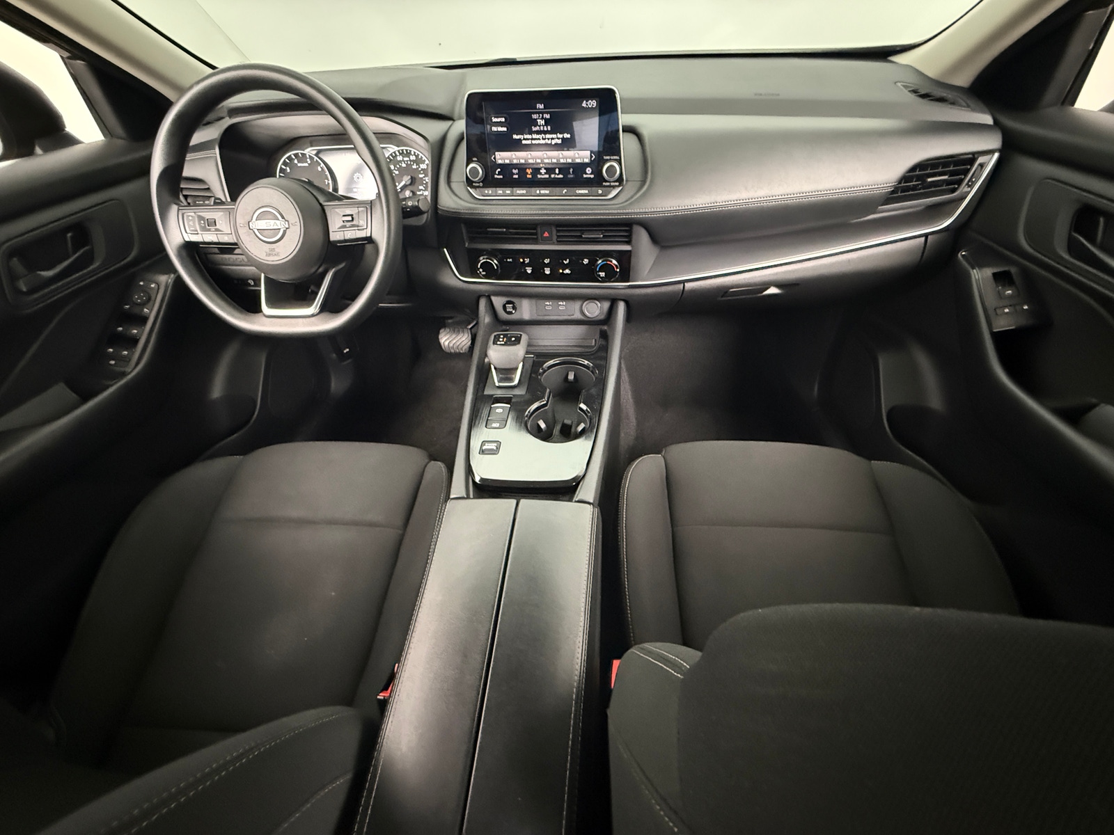 Thumbnail: 2024 Nissan Rogue - 3