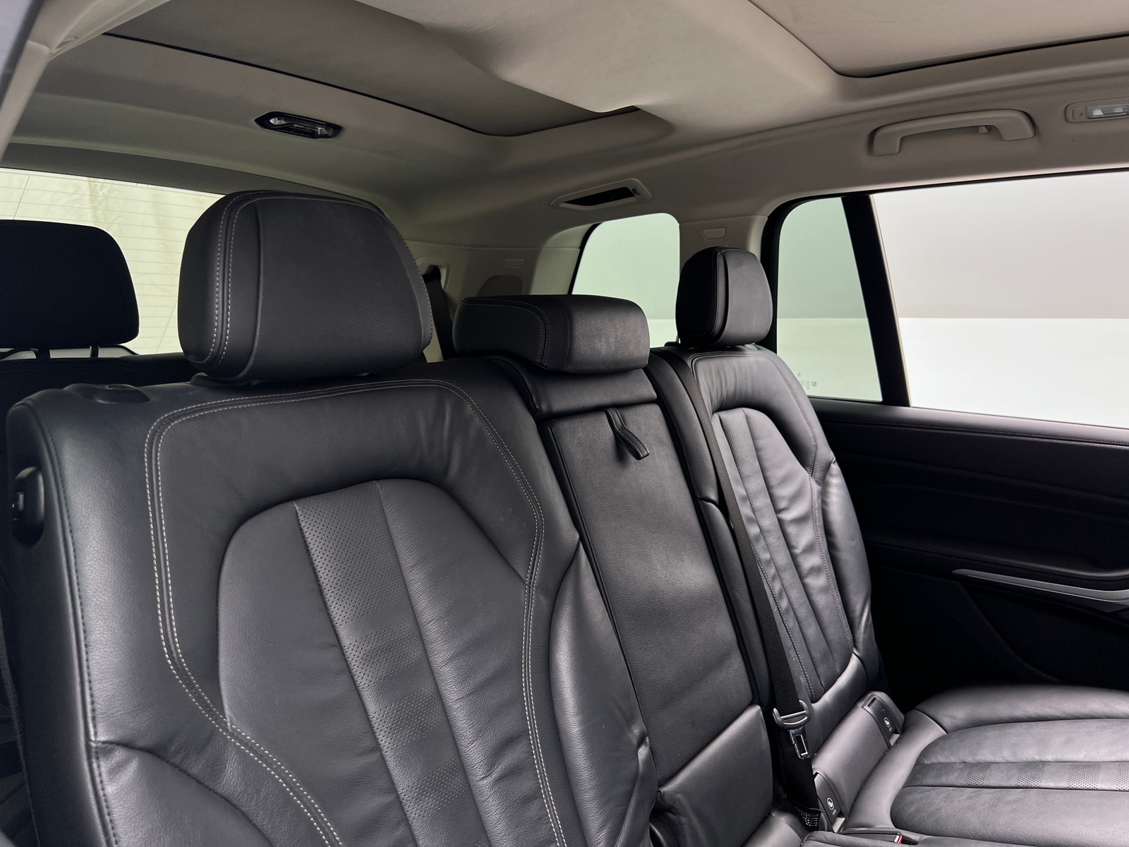 Thumbnail: 2021 BMW X7 - 5