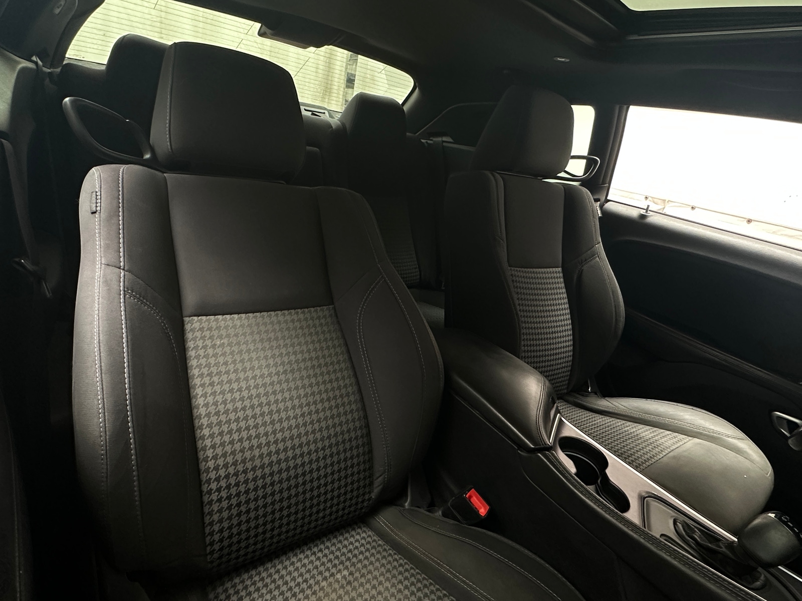 Thumbnail: 2015 Dodge Challenger - 2