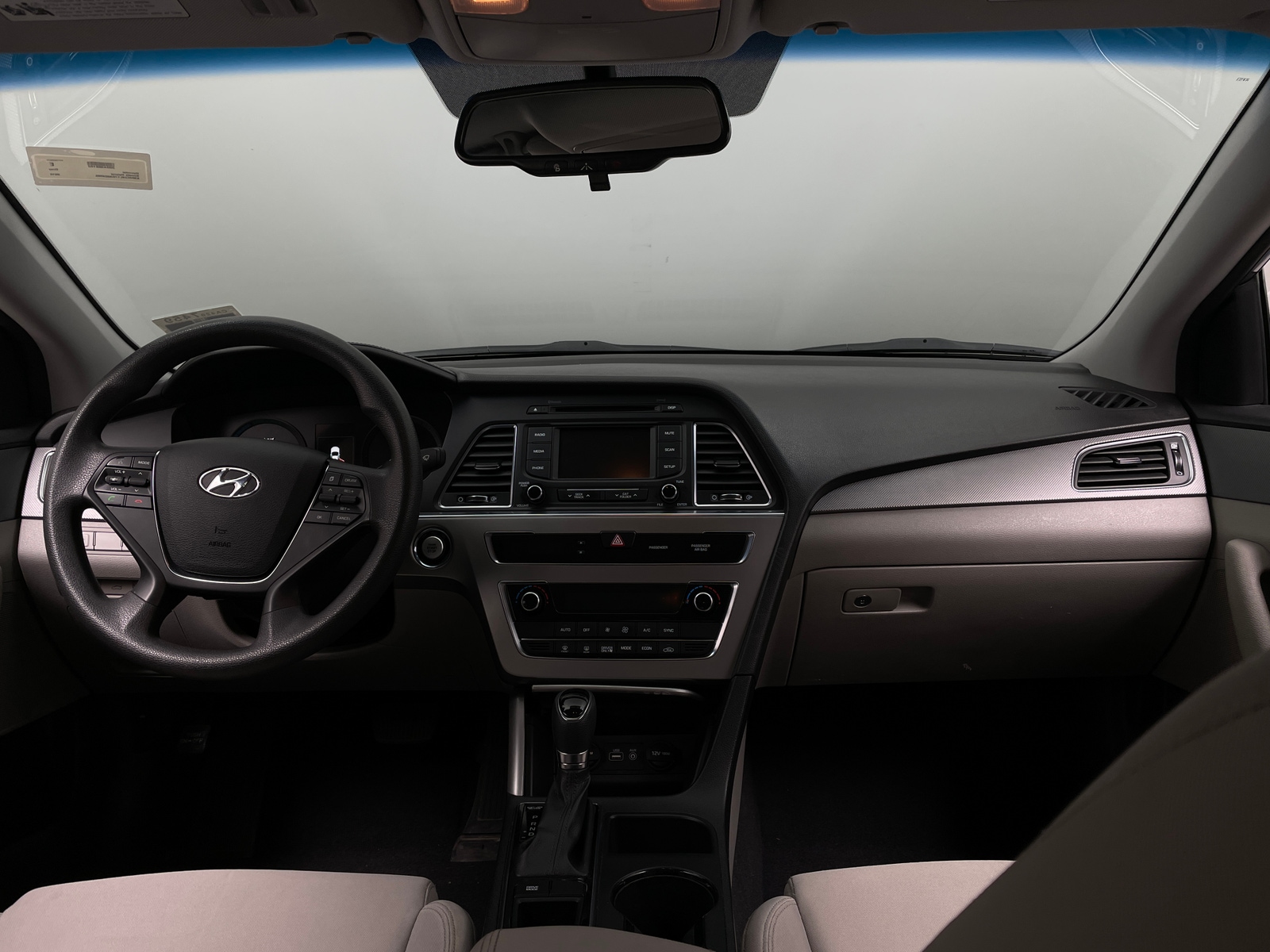 Thumbnail: 2016 Hyundai Sonata - 3