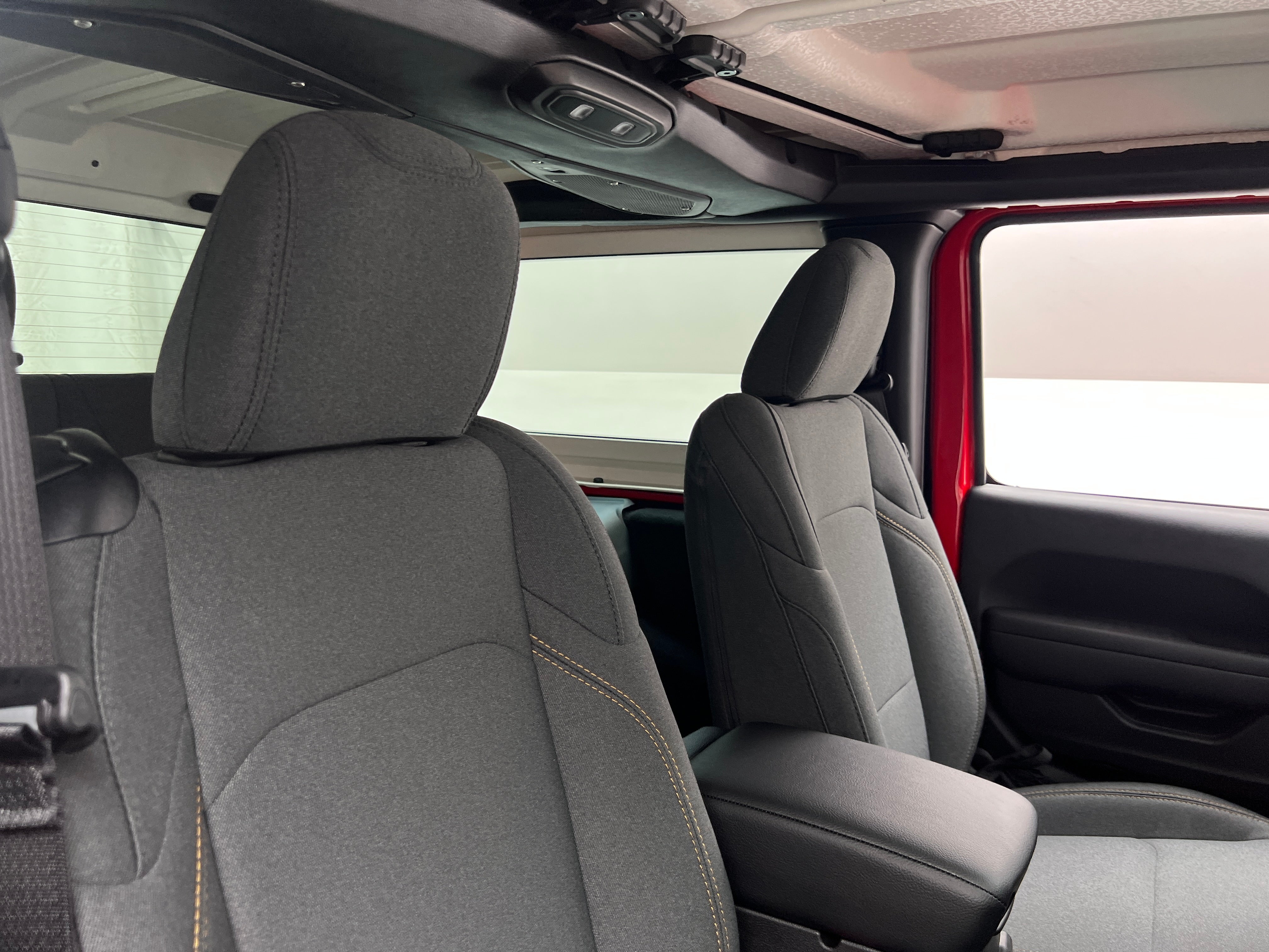 2026 Jeep Wrangler Sport S's photo
