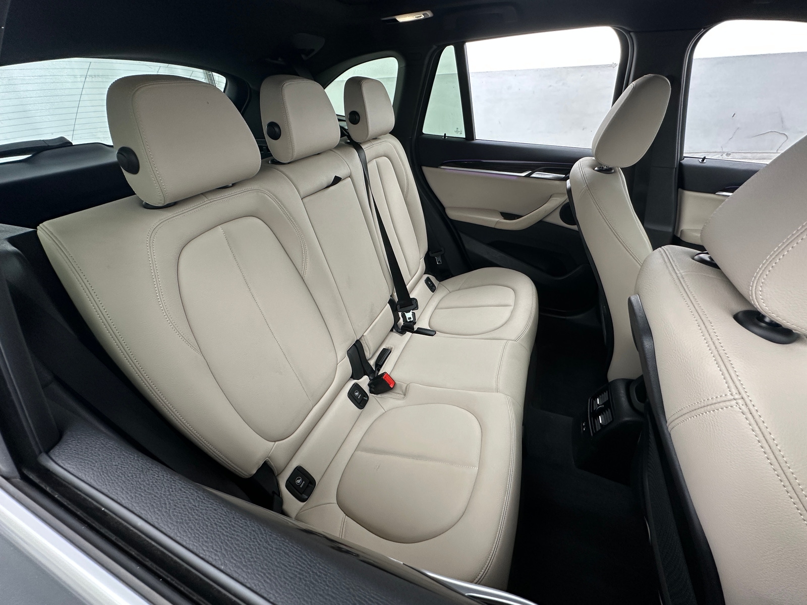 Thumbnail: 2022 BMW X1 - 5