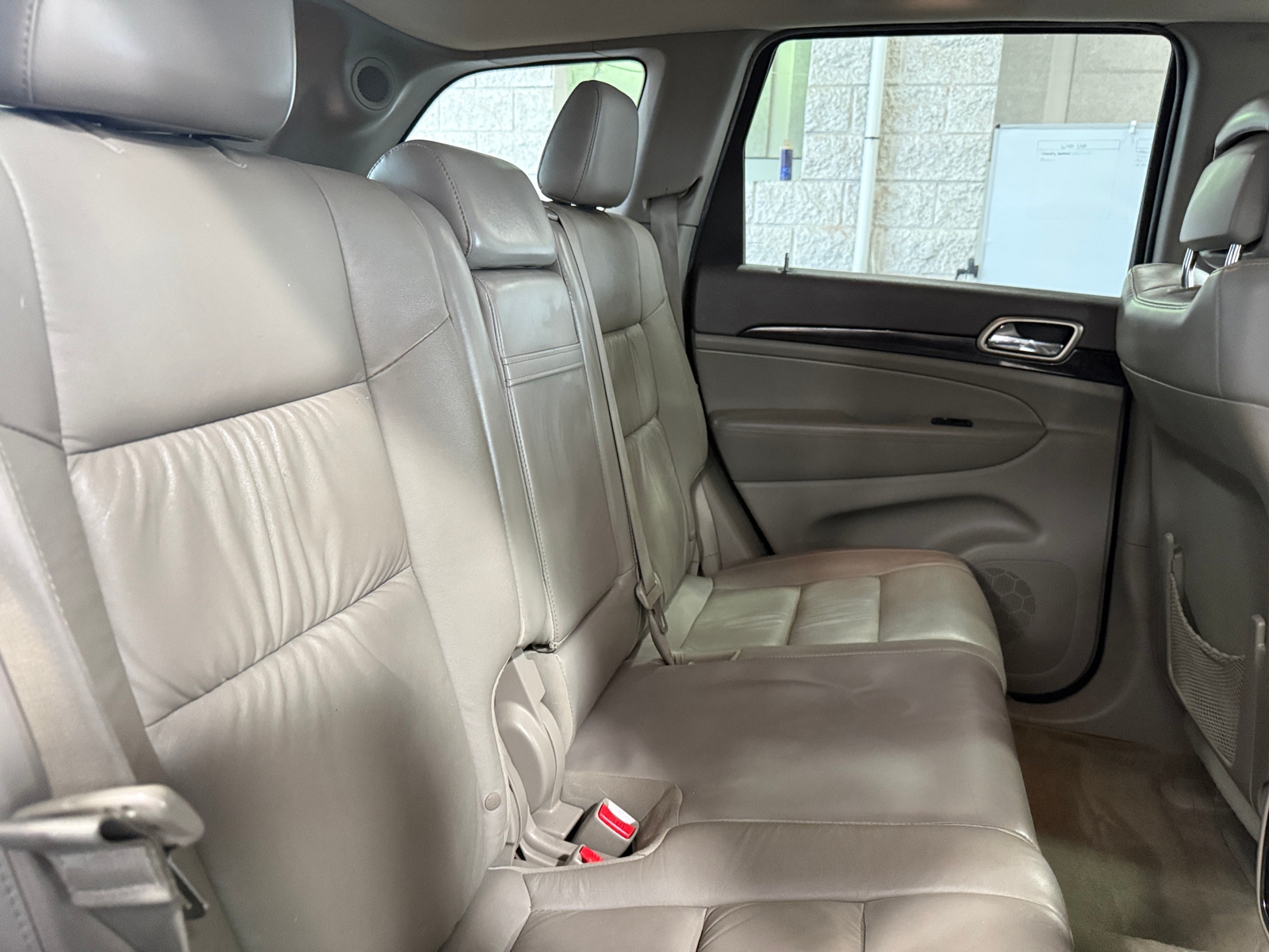 Thumbnail: 2012 Jeep Grand Cherokee - 6