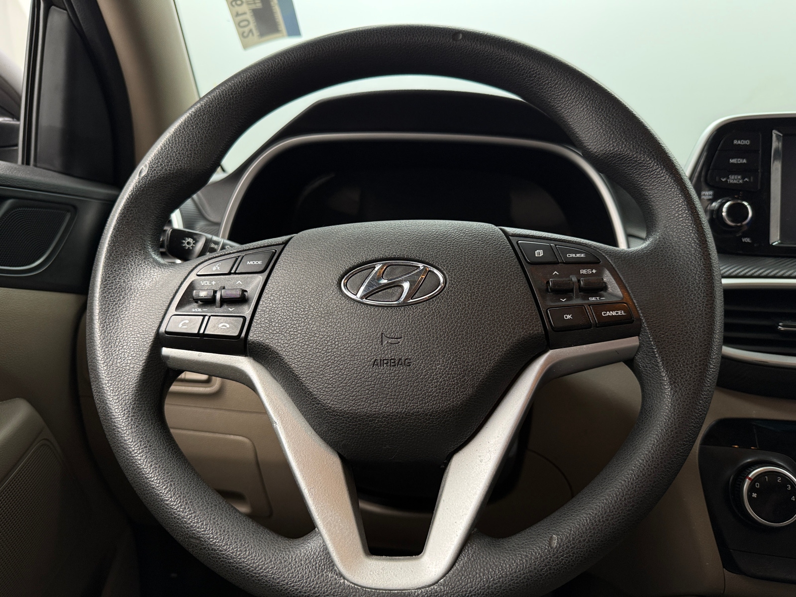 Thumbnail: 2020 Hyundai Tucson - 5