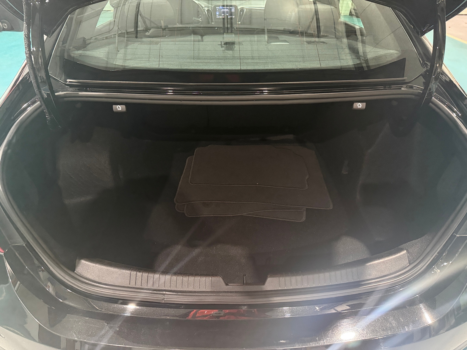 Thumbnail: 2024 Chevrolet Malibu - 7