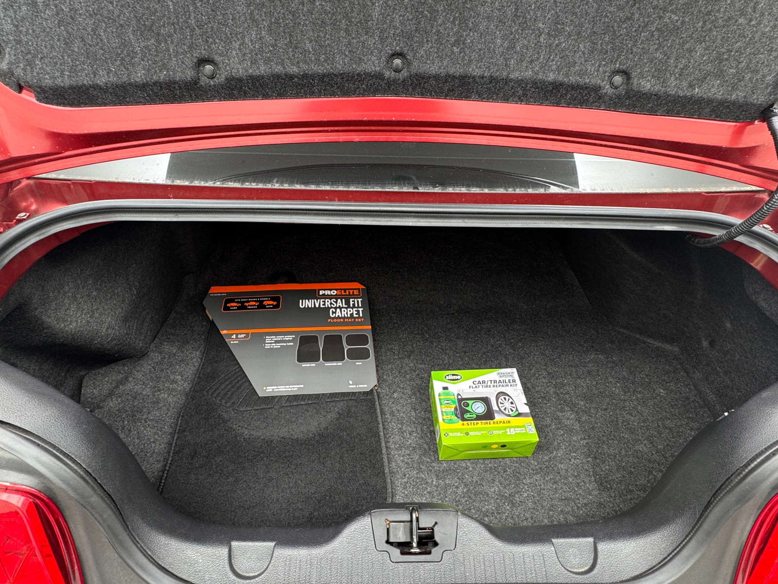 Thumbnail: 2010 Ford Mustang - 4