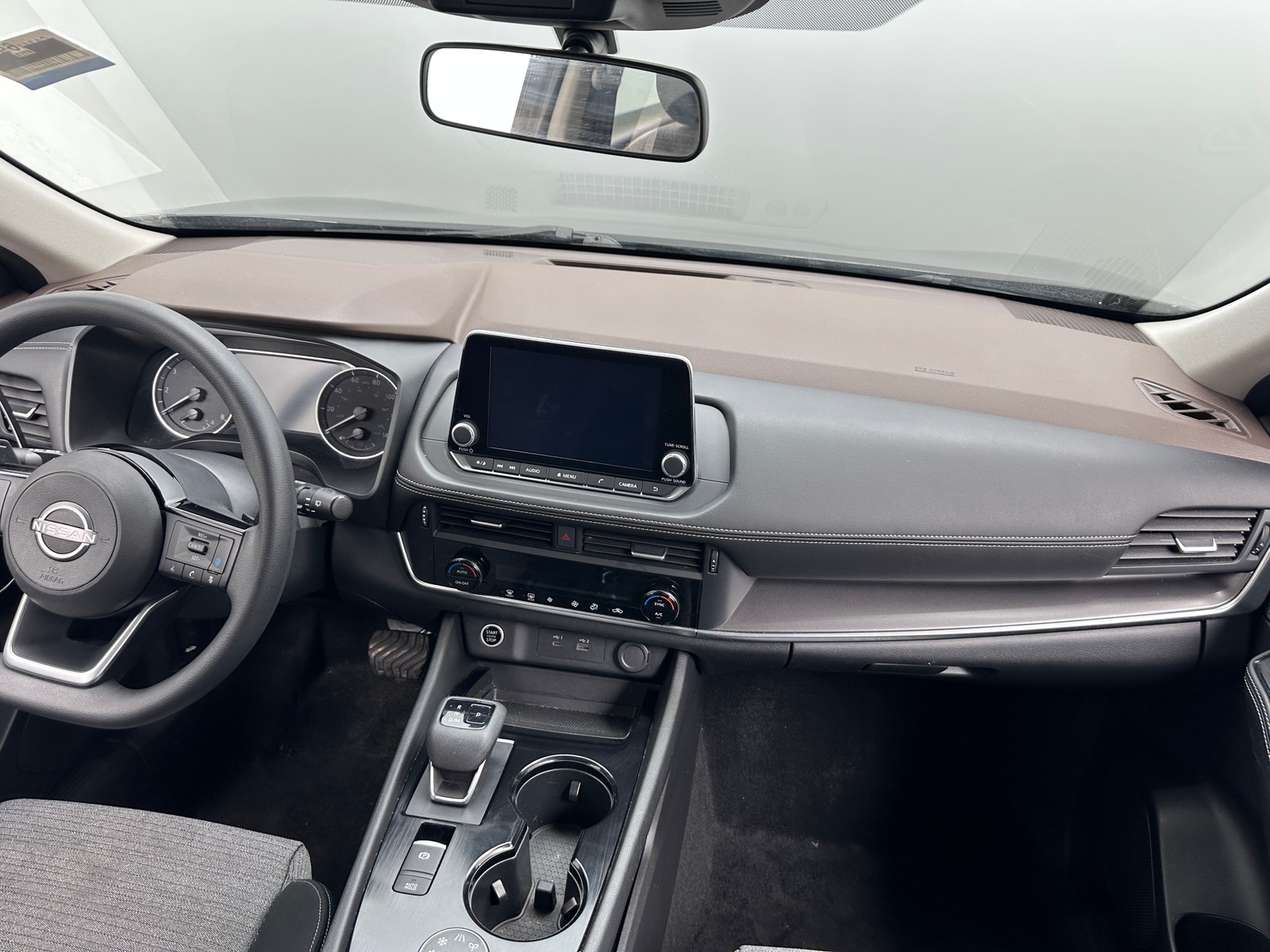 Thumbnail: 2023 Nissan Rogue - 3