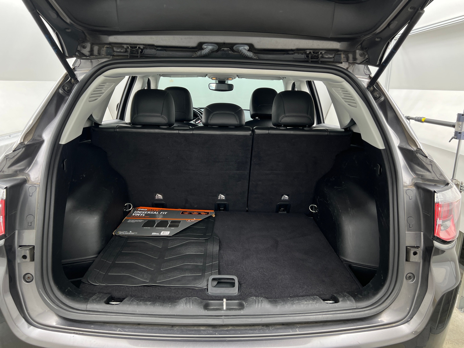 Thumbnail: 2019 Jeep Compass - 6