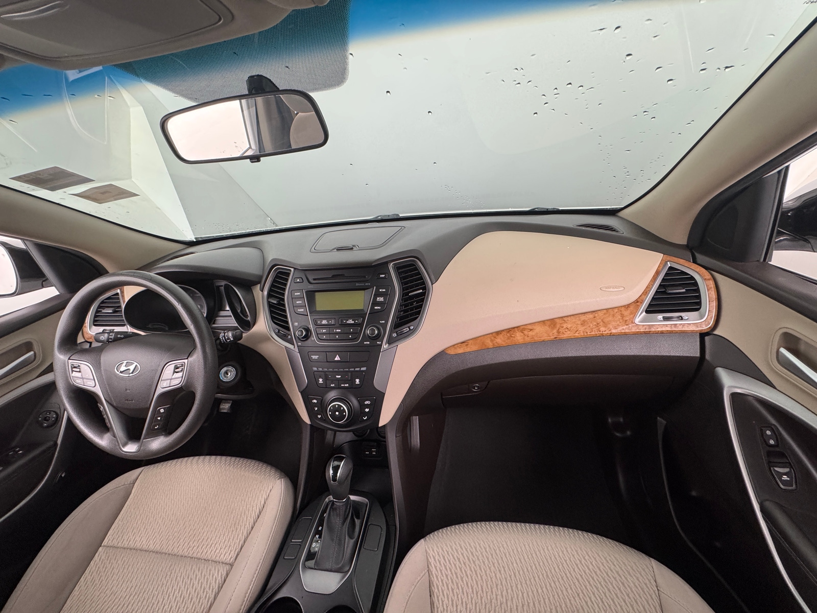 Thumbnail: 2016 Hyundai Santa Fe - 3