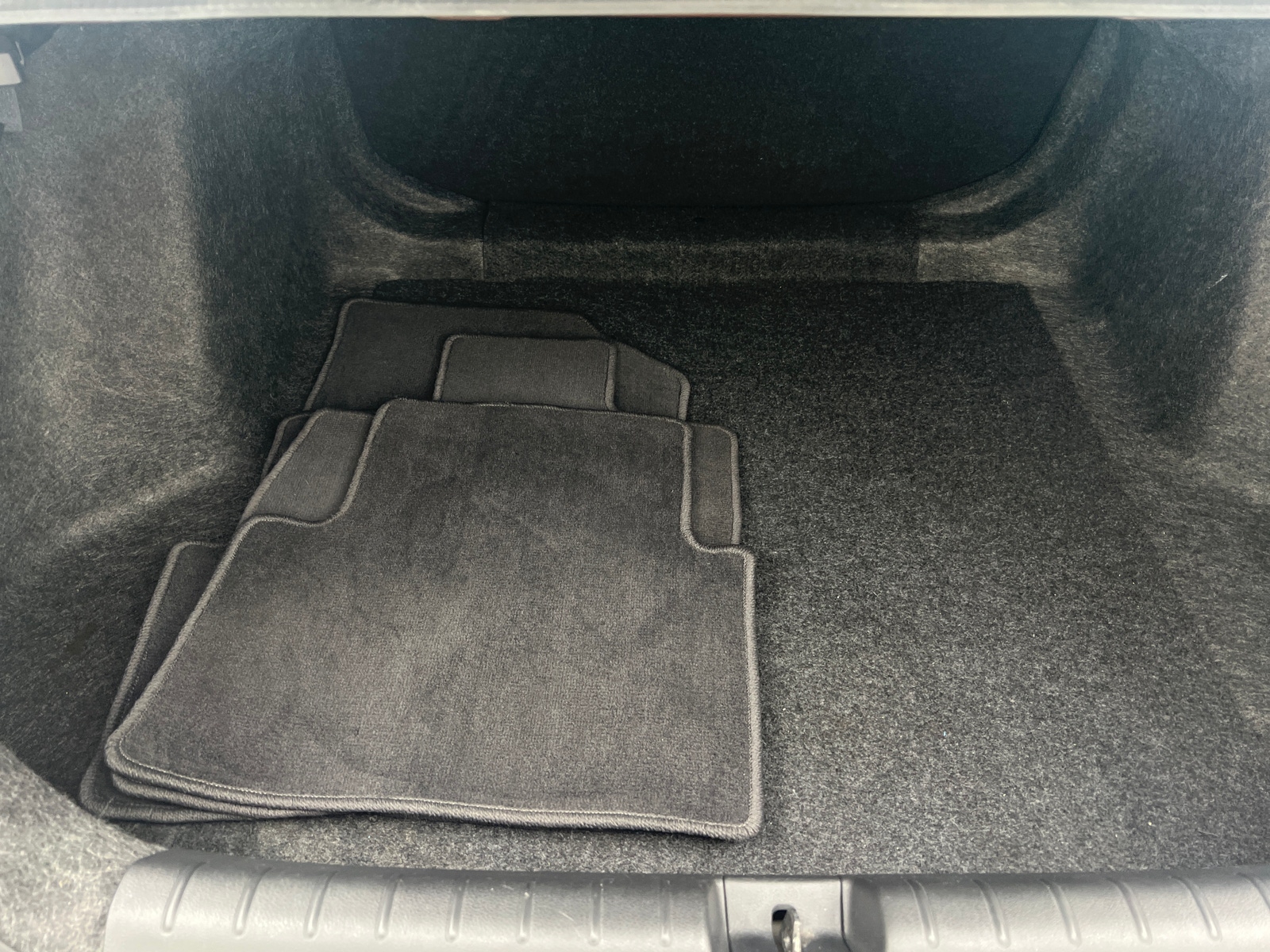 Thumbnail: 2019 Honda Insight - 7