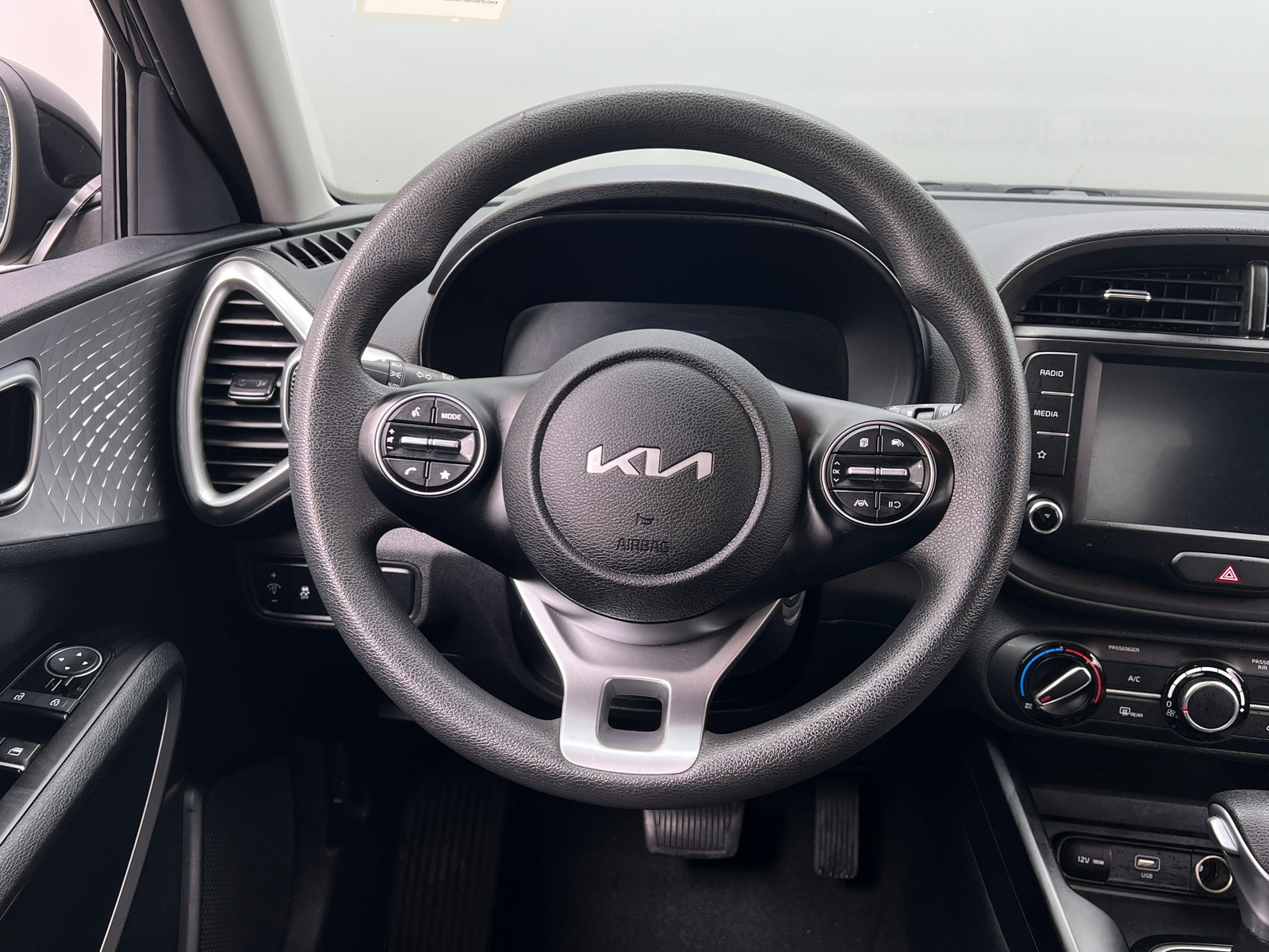 Thumbnail: 2024 Kia Soul - 5