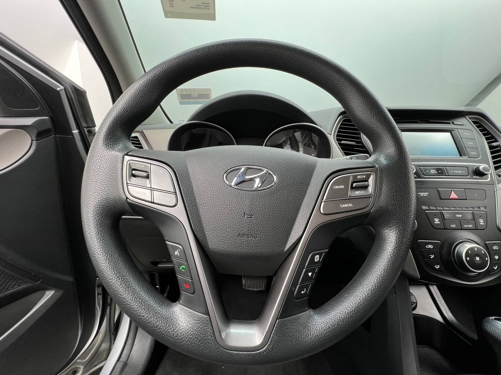 Thumbnail: 2018 Hyundai Santa Fe - 5