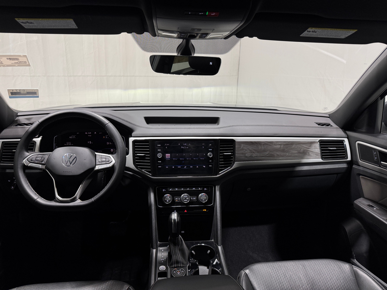 Thumbnail: 2022 Volkswagen Atlas - 2