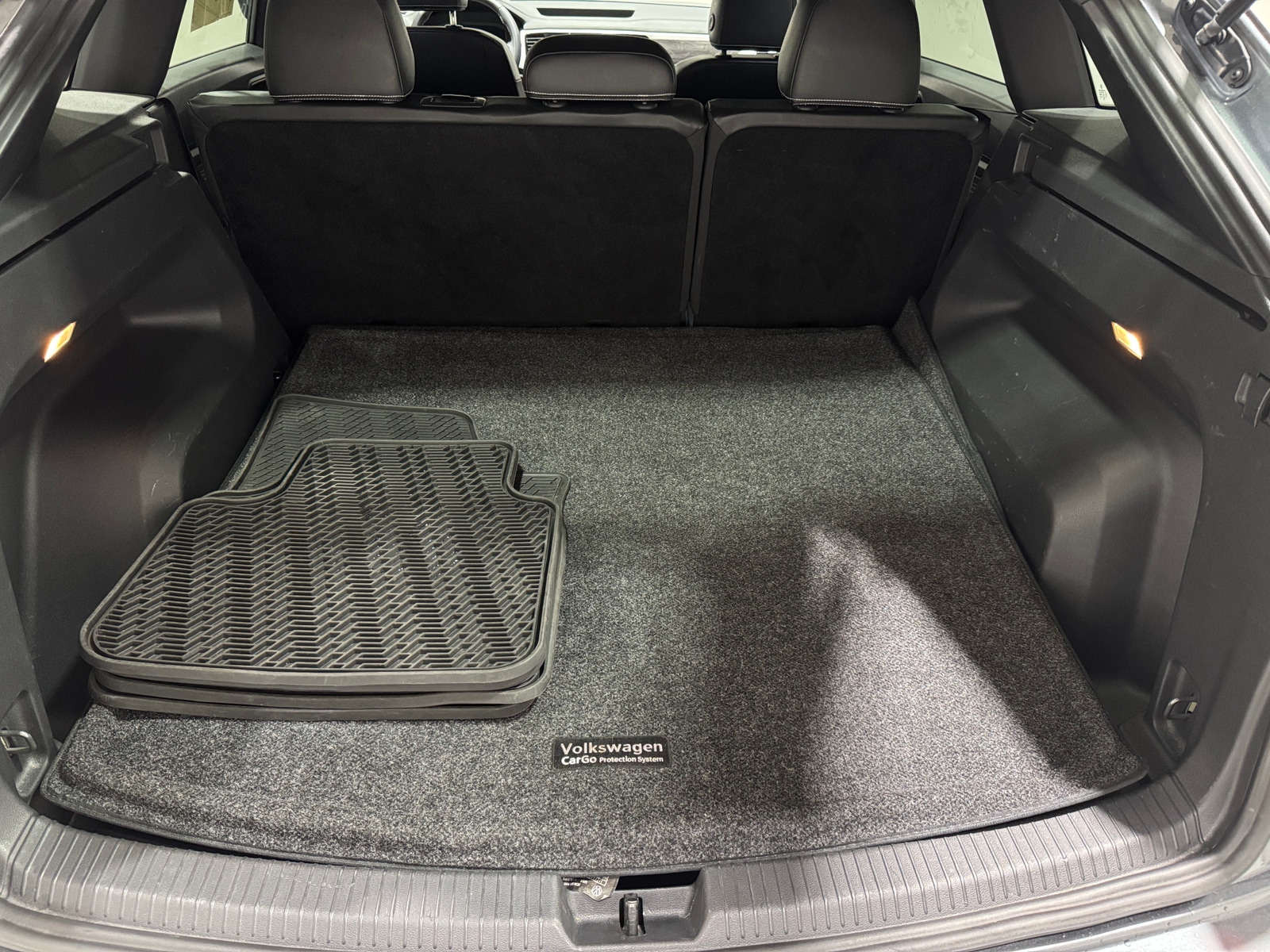 Thumbnail: 2022 Volkswagen Atlas - 6