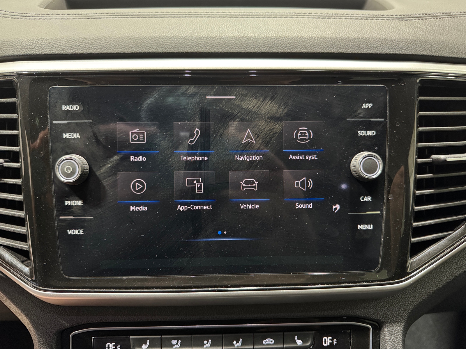 Thumbnail: 2022 Volkswagen Atlas - 3