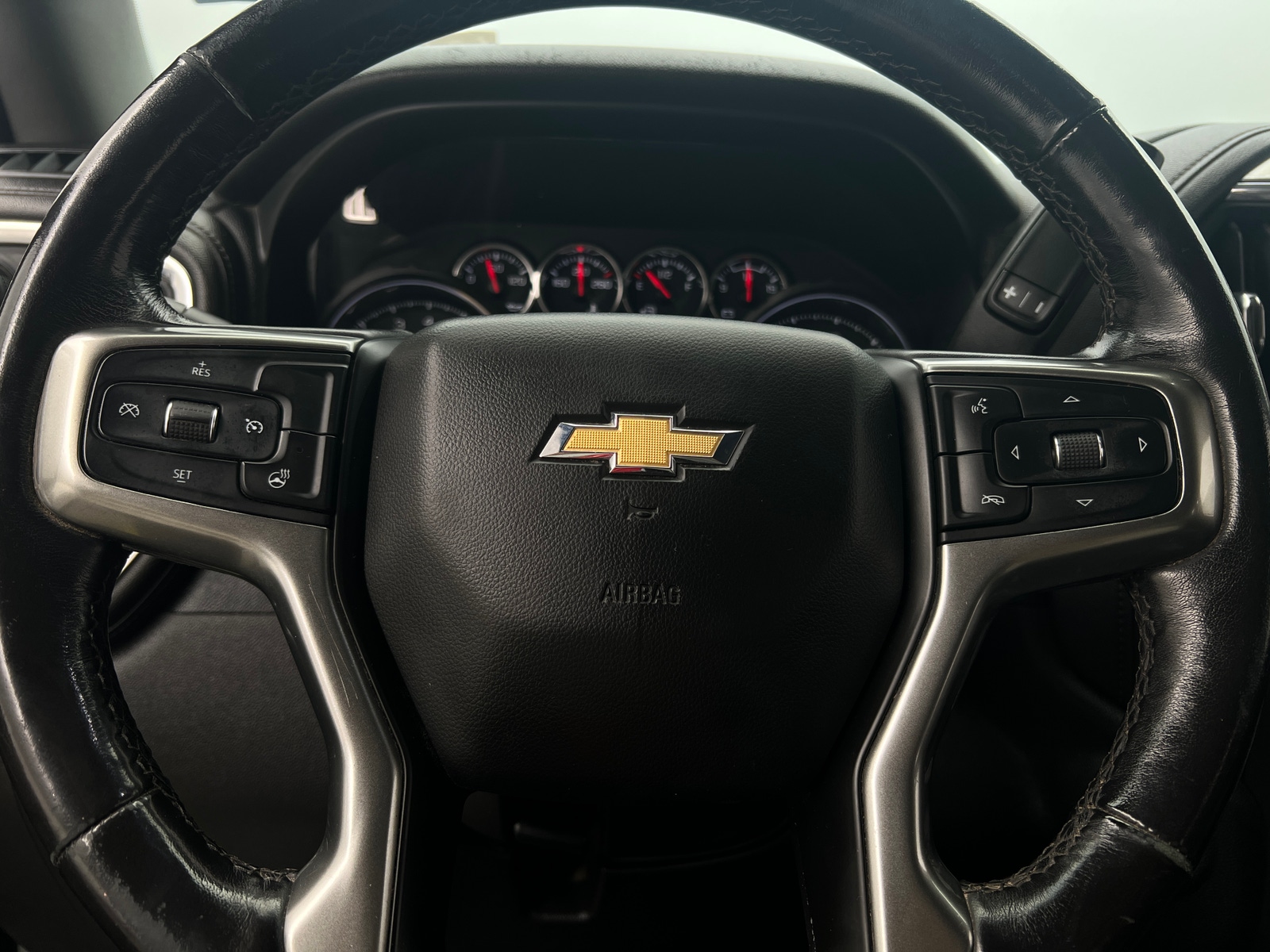 Thumbnail: 2021 Chevrolet Silverado 1500 - 5