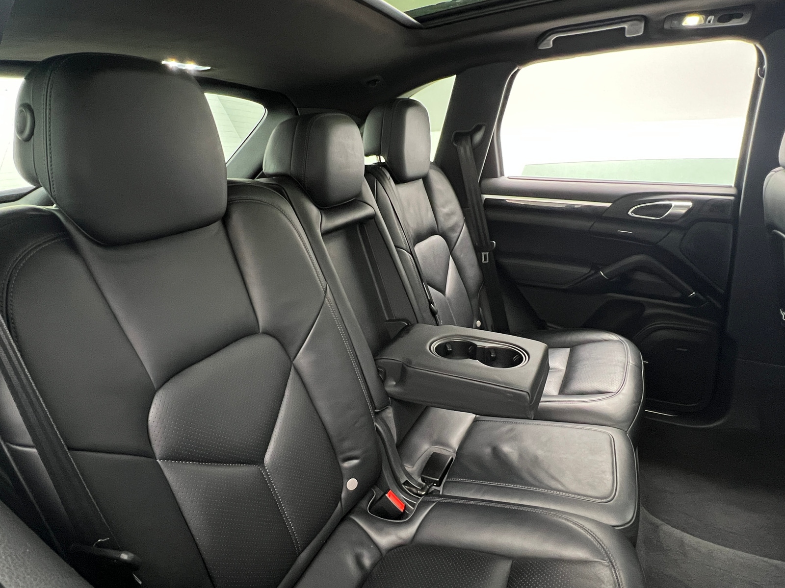 Thumbnail: 2016 Porsche Cayenne - 5