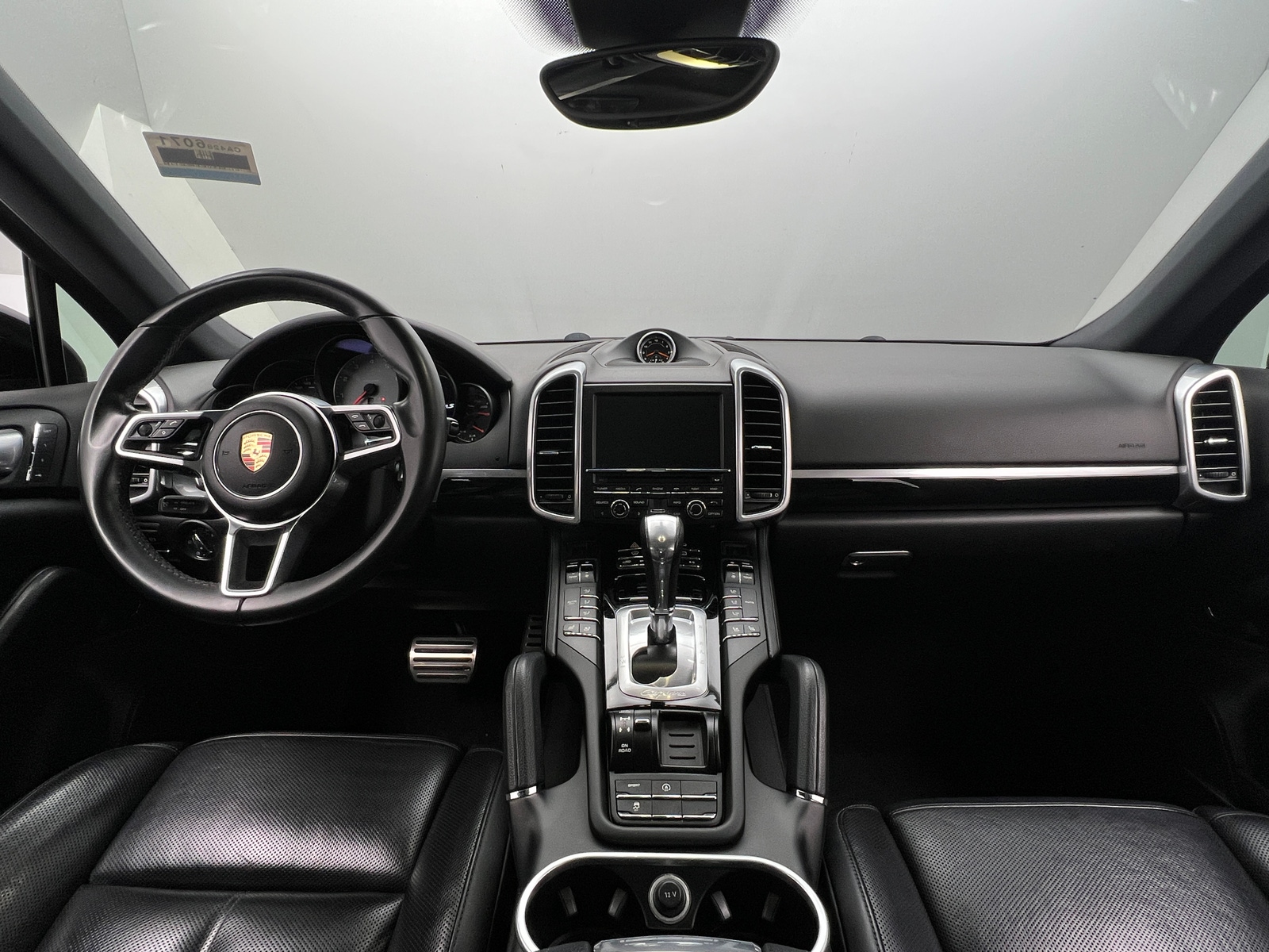 Thumbnail: 2016 Porsche Cayenne - 2