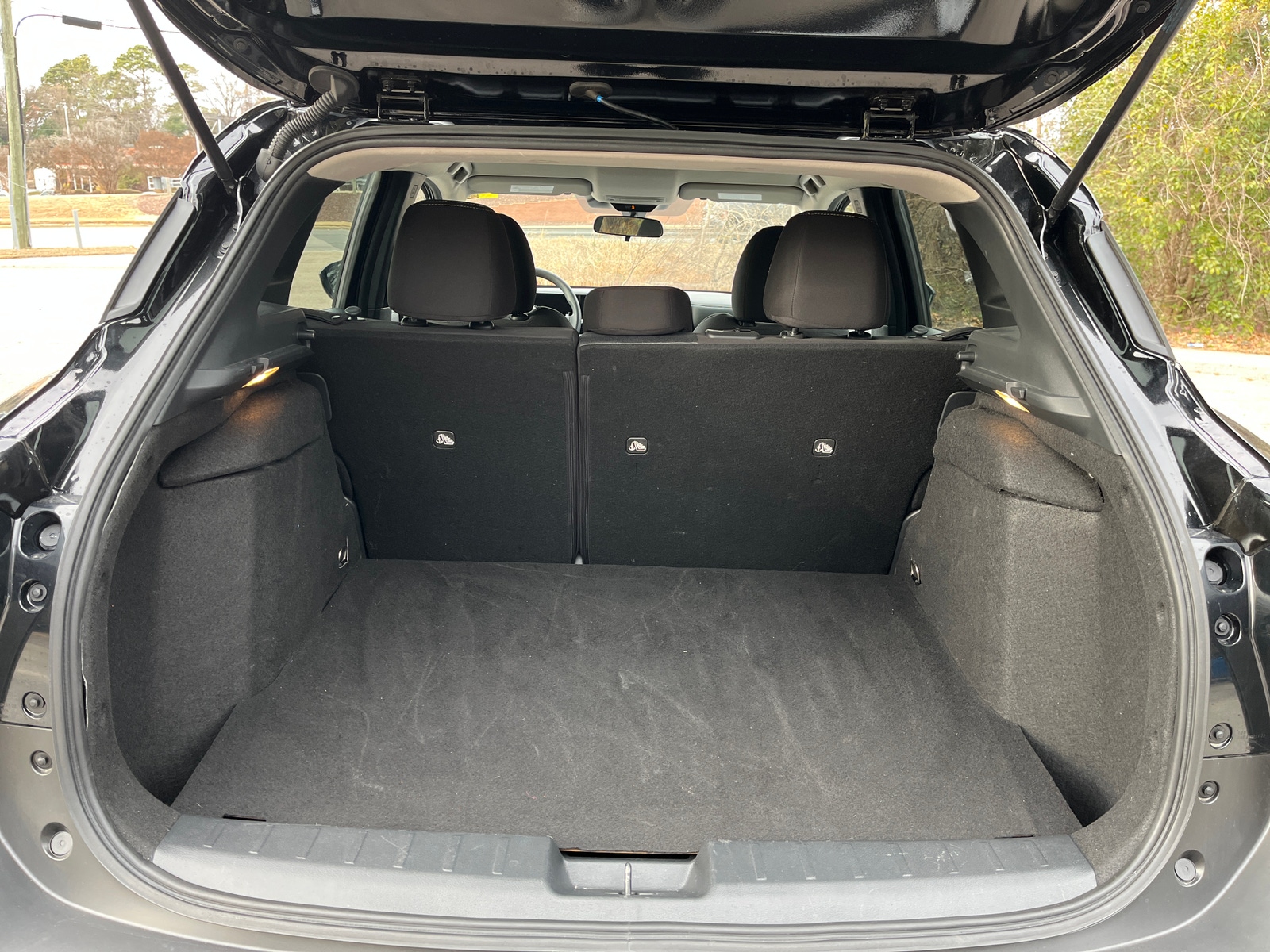 Thumbnail: 2025 Nissan Kicks - 4