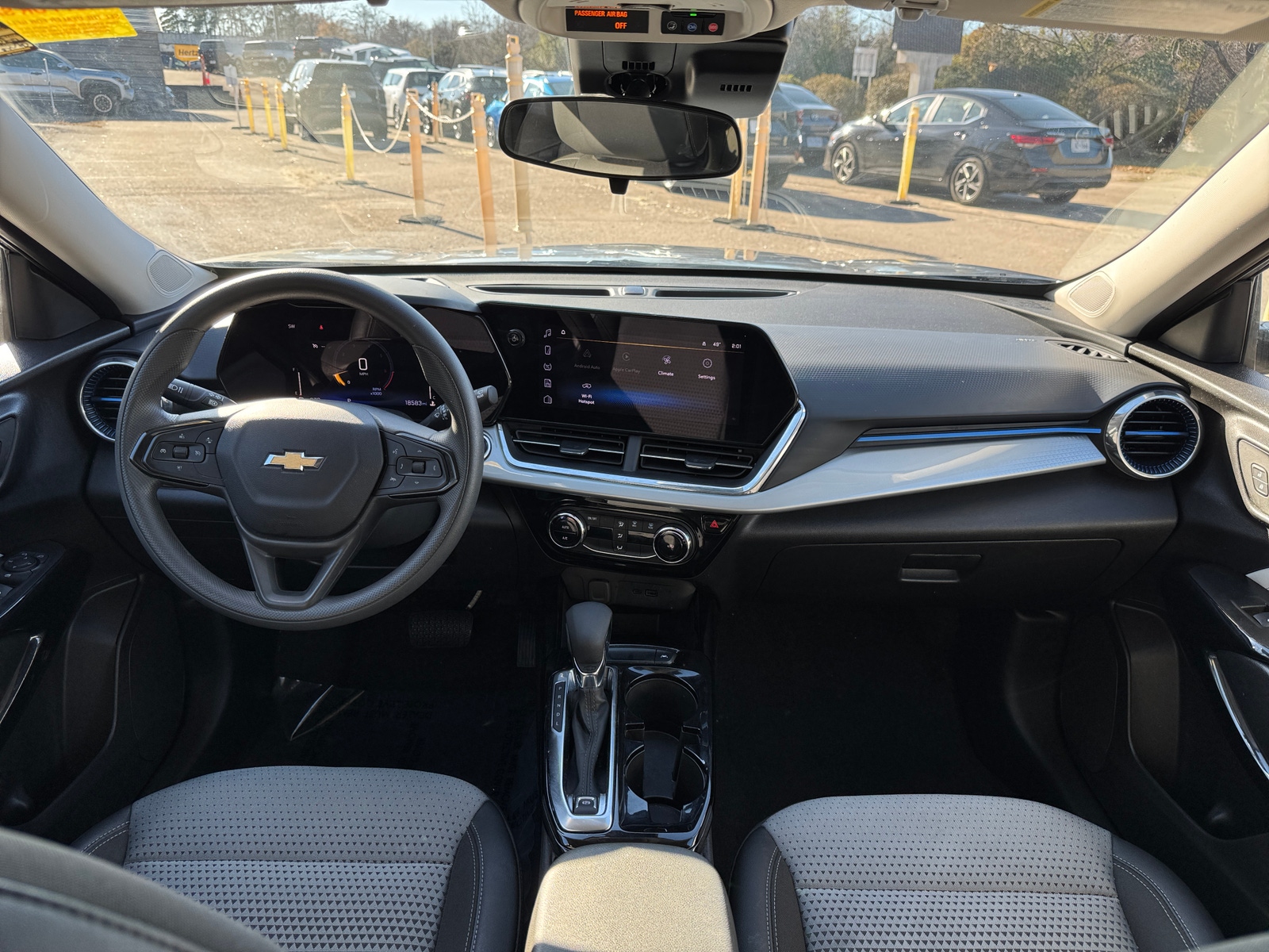 Thumbnail: 2025 Chevrolet Trax - 3