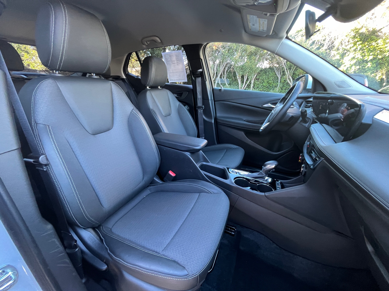 Thumbnail: 2025 Buick Encore GX - 2