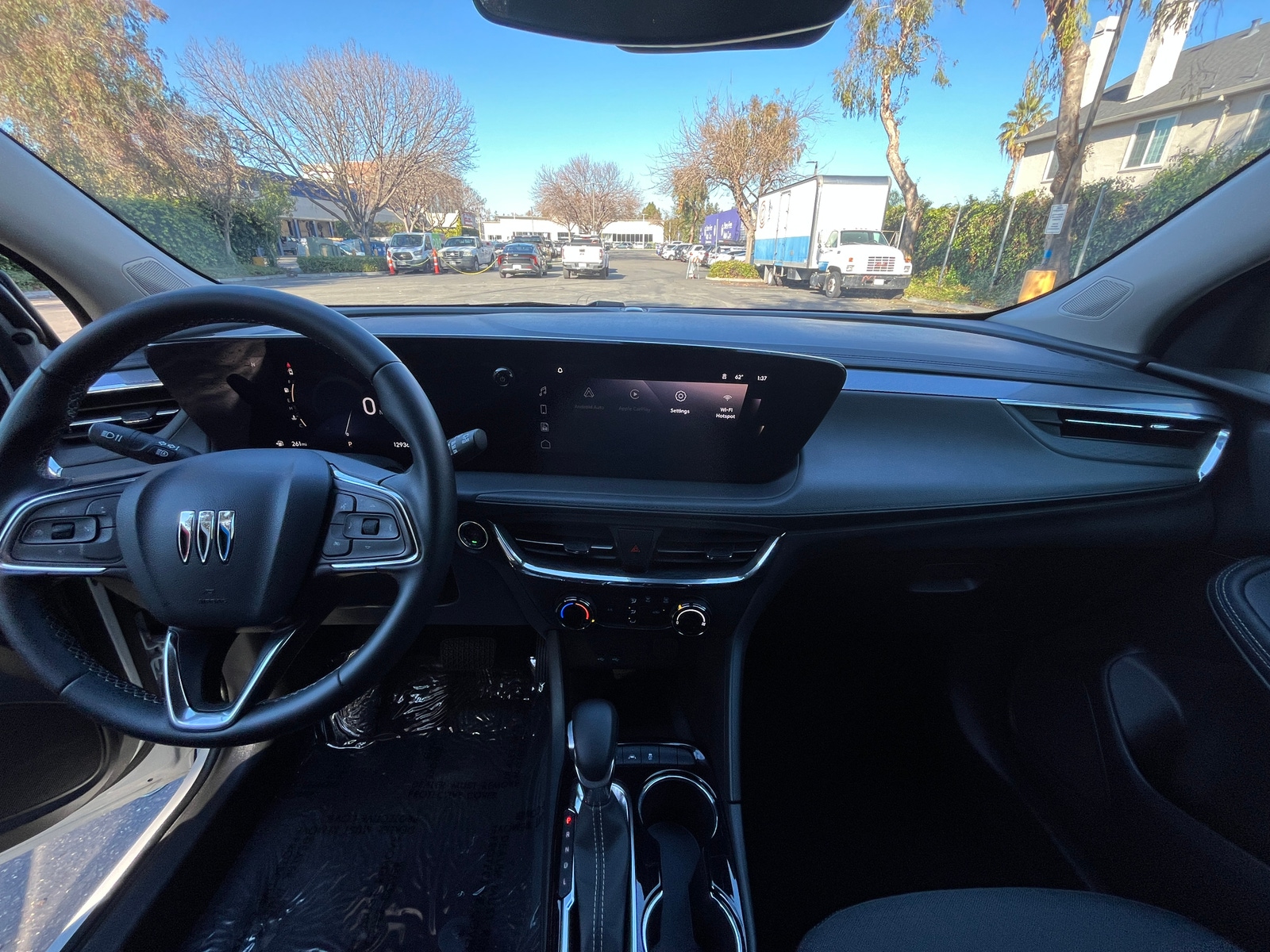 Thumbnail: 2025 Buick Encore GX - 3